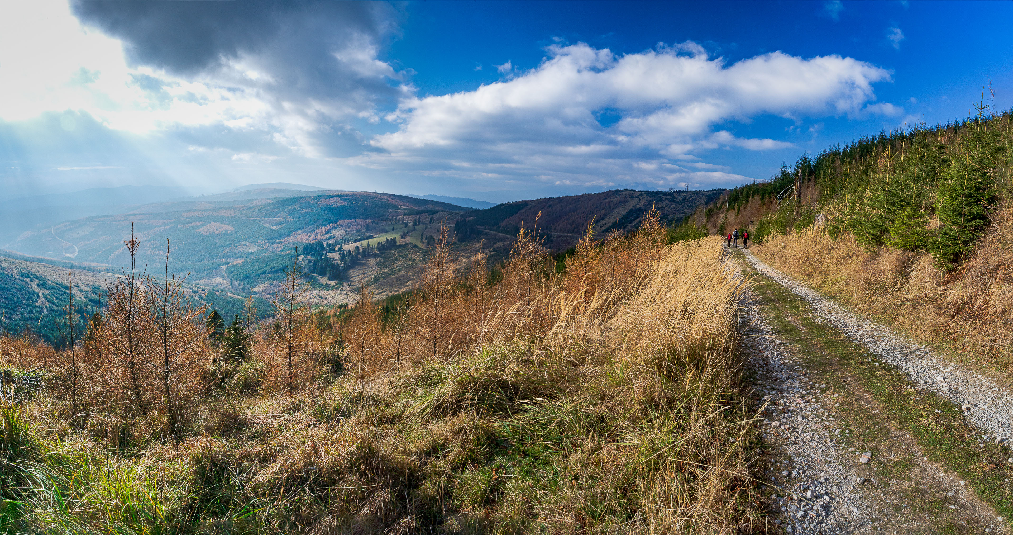 Pamätník SNP z Pod Krížovým vrchom (Levočské vrchy)