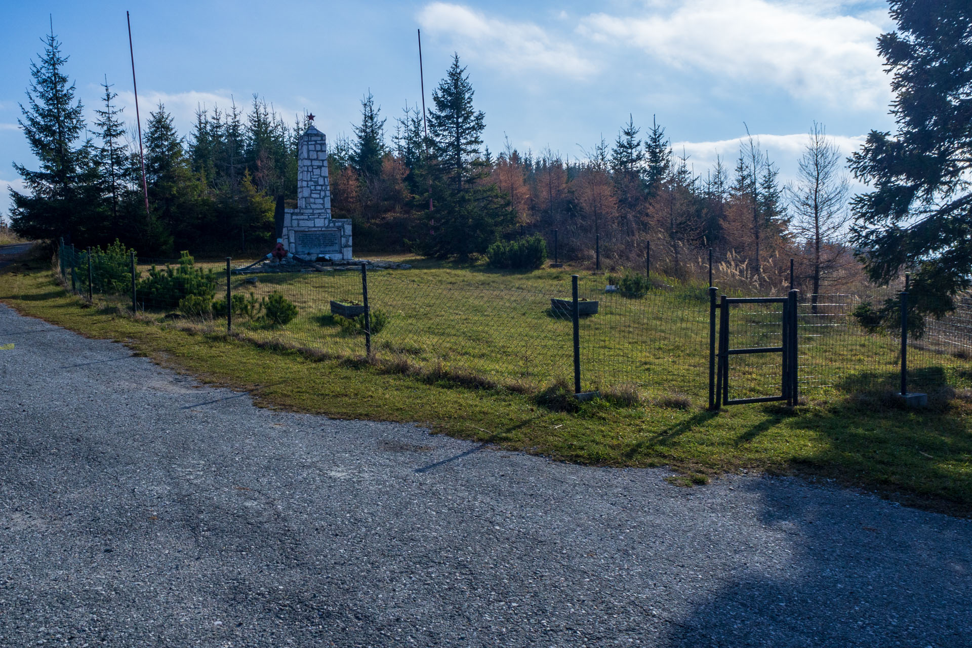 Pamätník SNP z Pod Krížovým vrchom (Levočské vrchy)