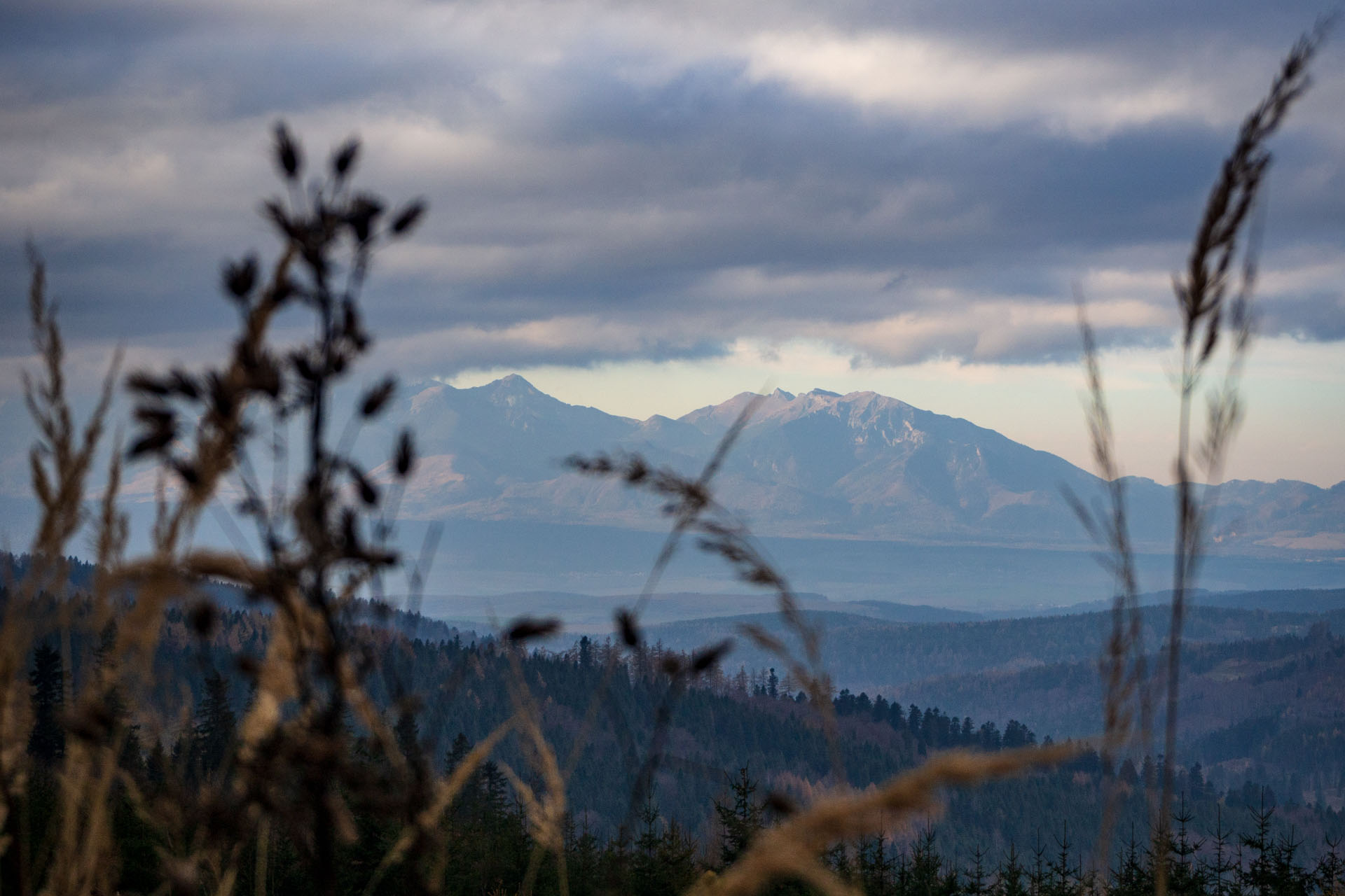 Pamätník SNP z Pod Krížovým vrchom (Levočské vrchy)