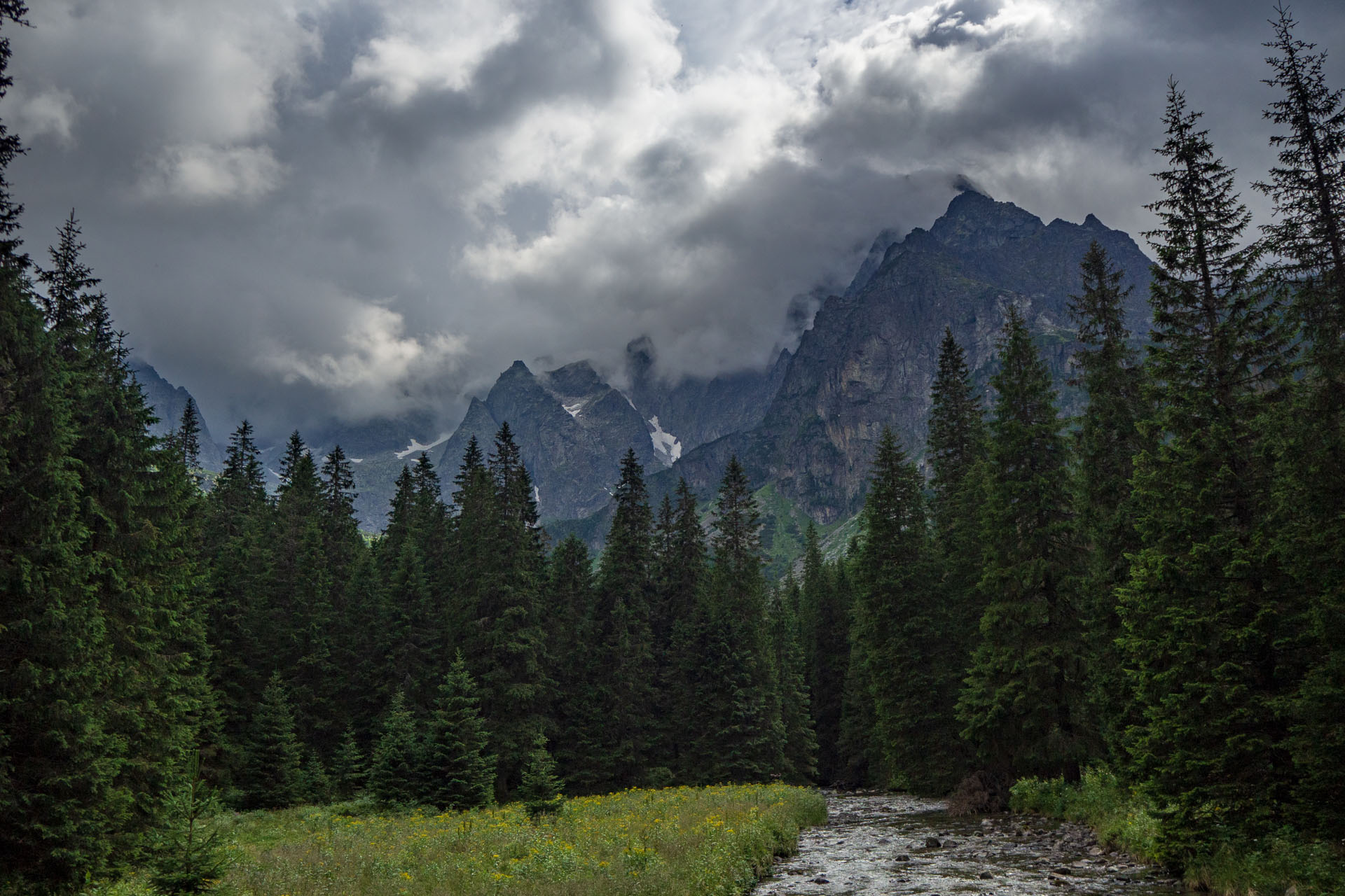 Poľský hrebeň z Lysej Poľany (Vysoké Tatry)