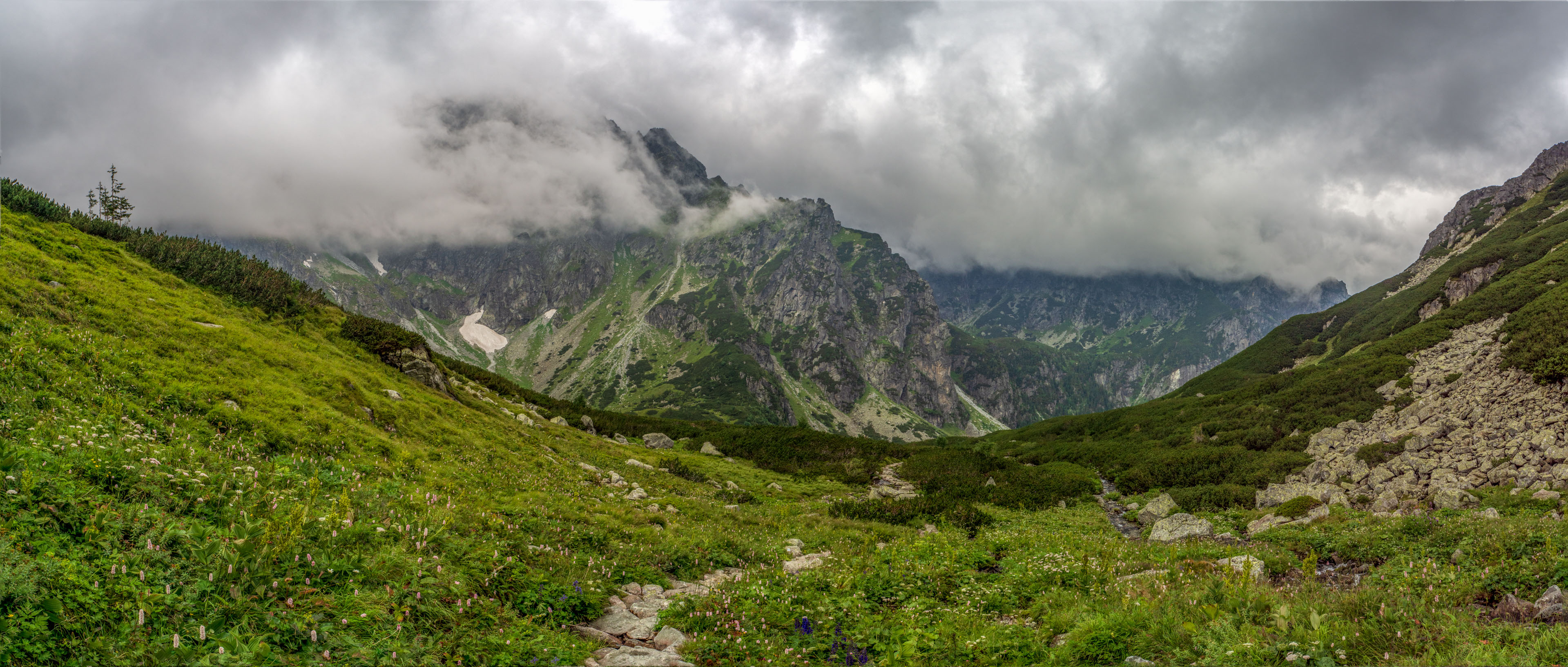 Poľský hrebeň z Lysej Poľany (Vysoké Tatry)