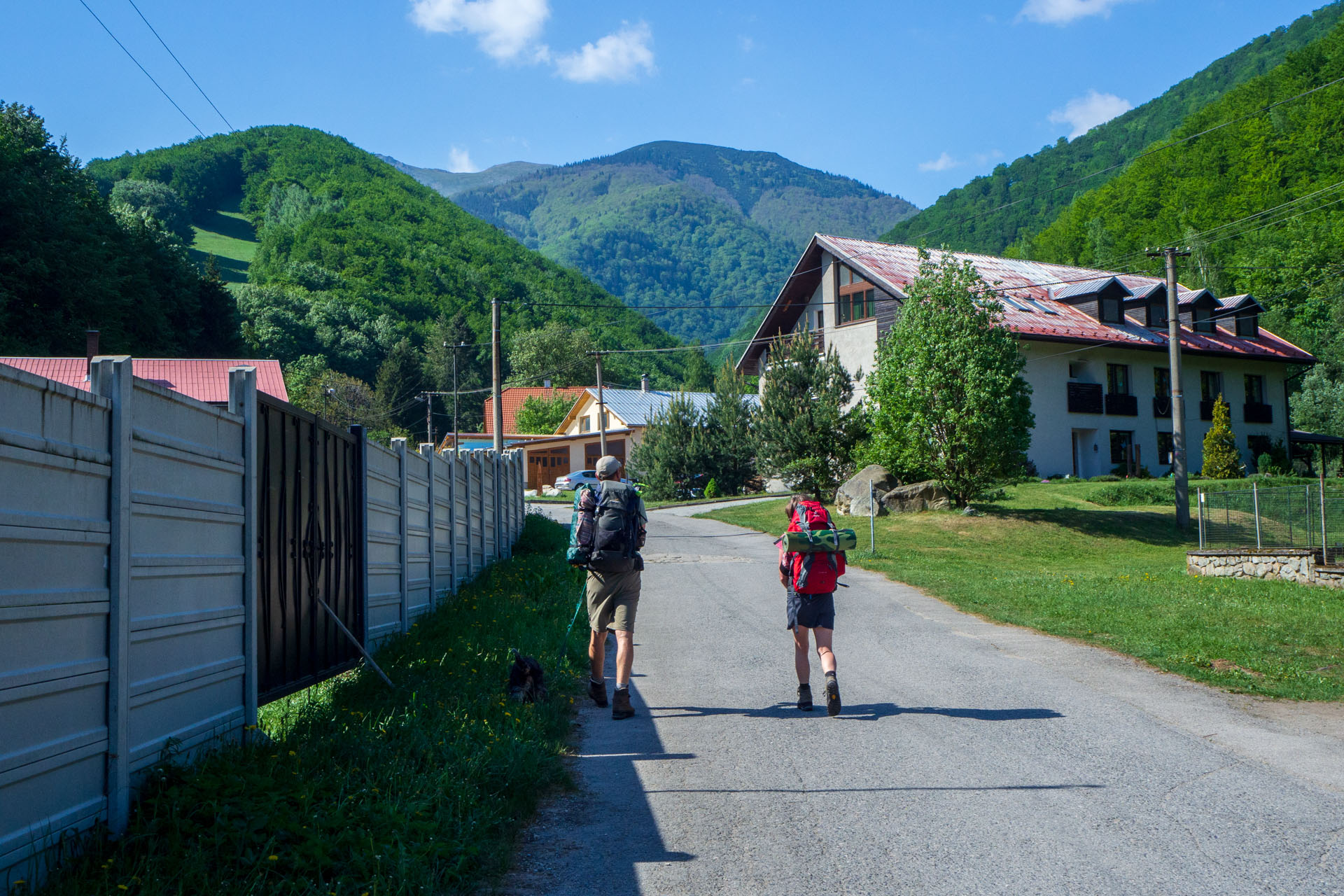 Šútovský vodopád a Chata pod Chlebom z Rieky (Malá Fatra)