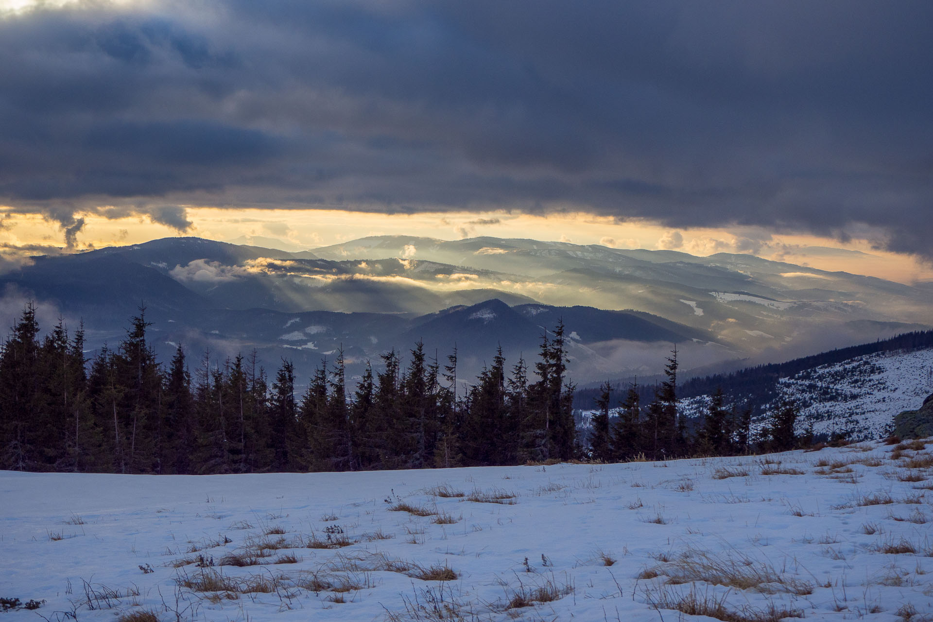 Kráľova hoľa zo Šumiaca (Nízke Tatry)