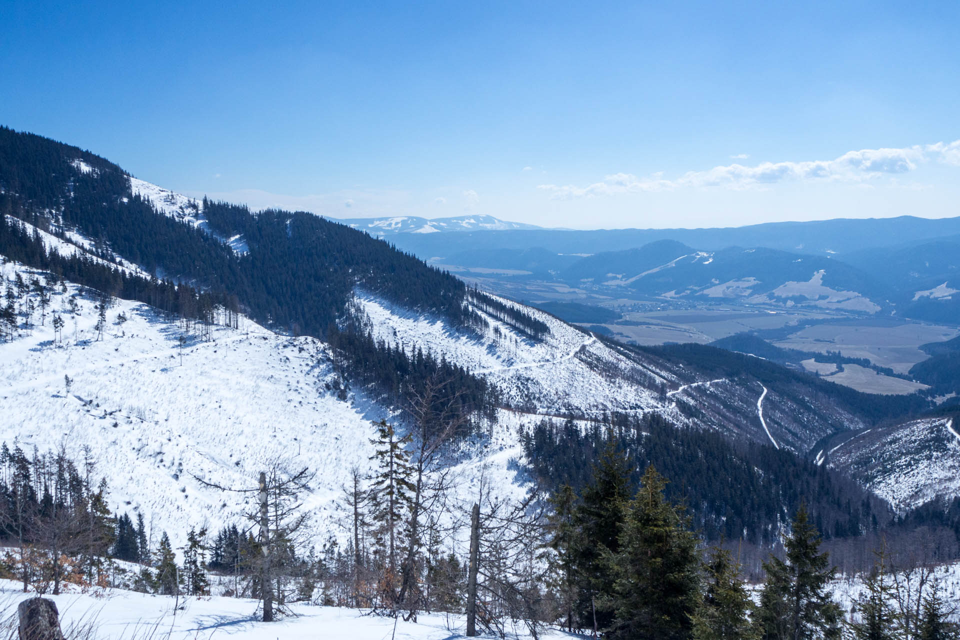 Veľkonočná Veľká Vápenica z Heľpy (Nízke Tatry)