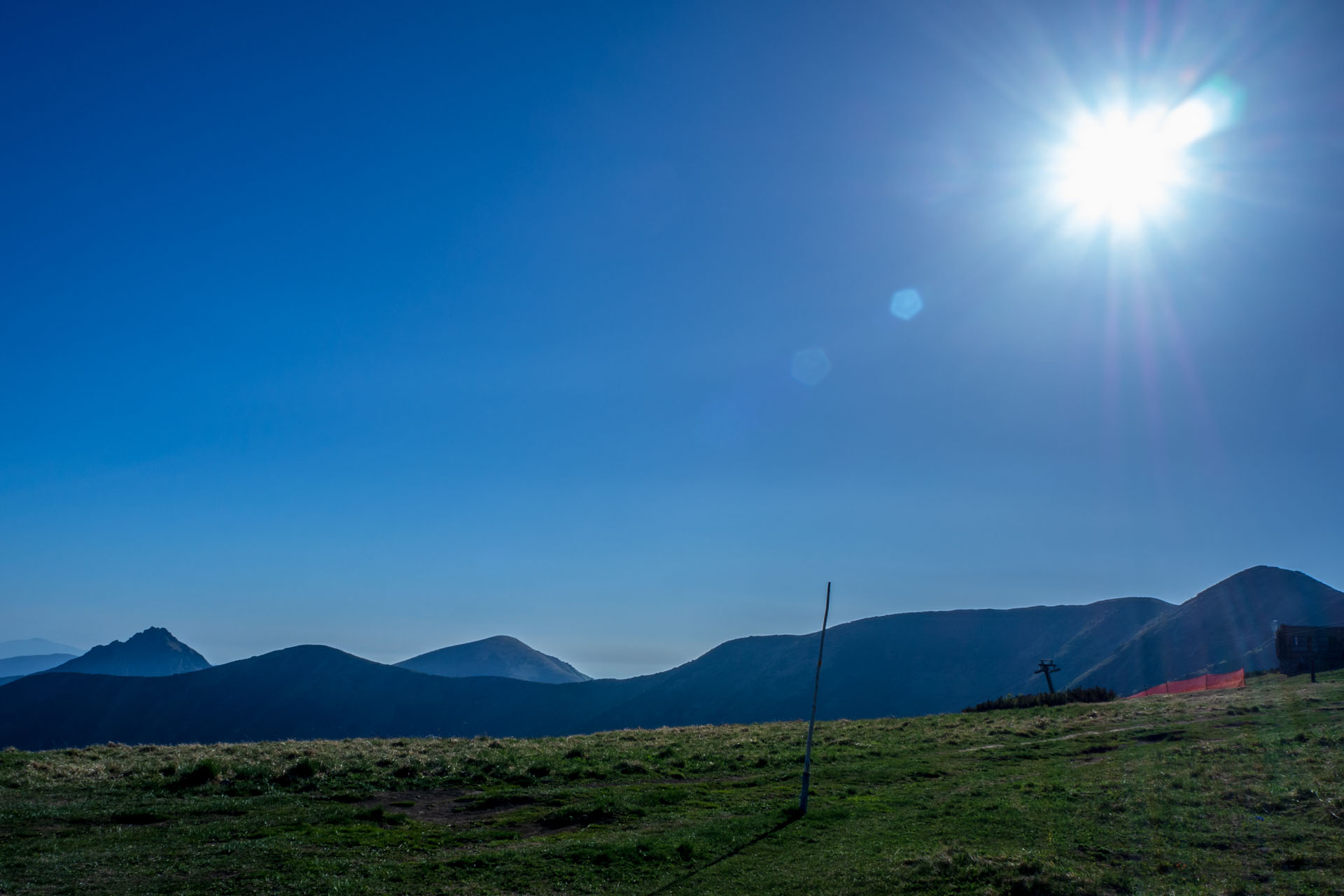 Veľký a Malý Kriváň z Chaty pod Chlebom (Malá Fatra)