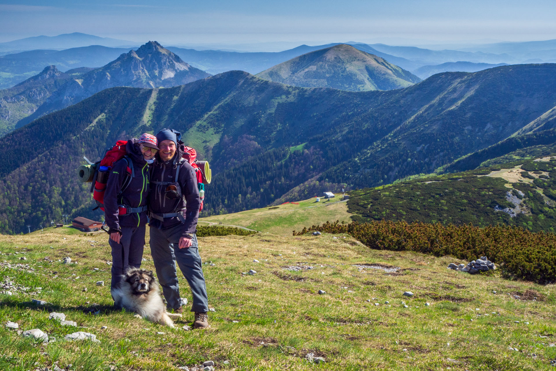 Veľký a Malý Kriváň z Chaty pod Chlebom (Malá Fatra)