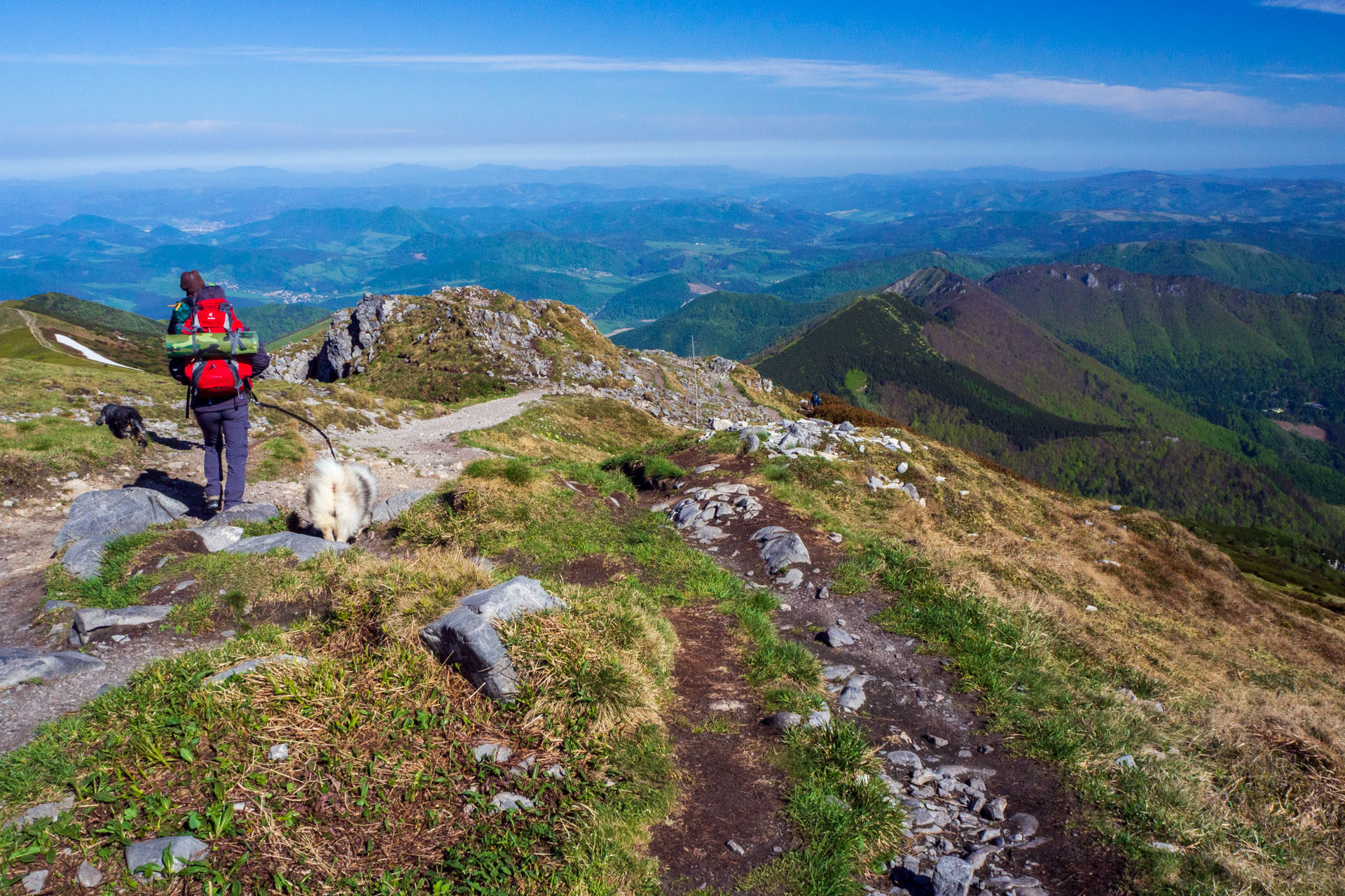 Veľký a Malý Kriváň z Chaty pod Chlebom (Malá Fatra)