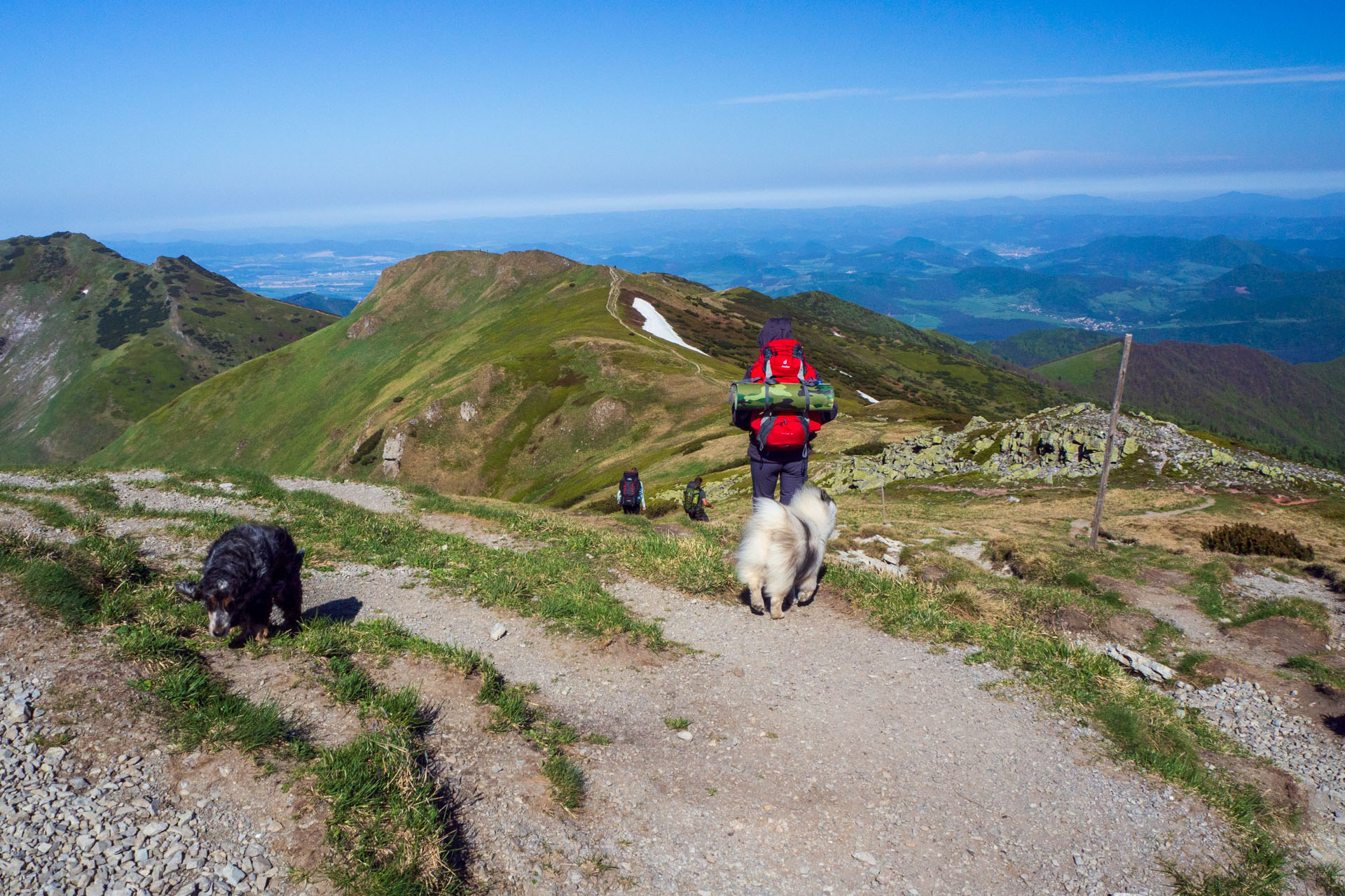 Veľký a Malý Kriváň z Chaty pod Chlebom (Malá Fatra)