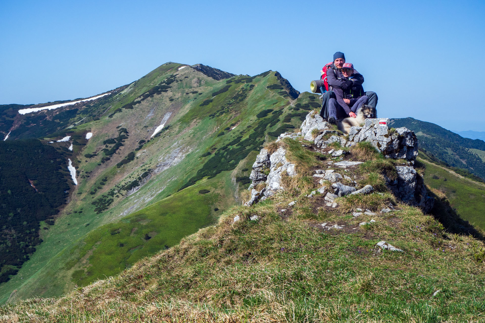 Veľký a Malý Kriváň z Chaty pod Chlebom (Malá Fatra)