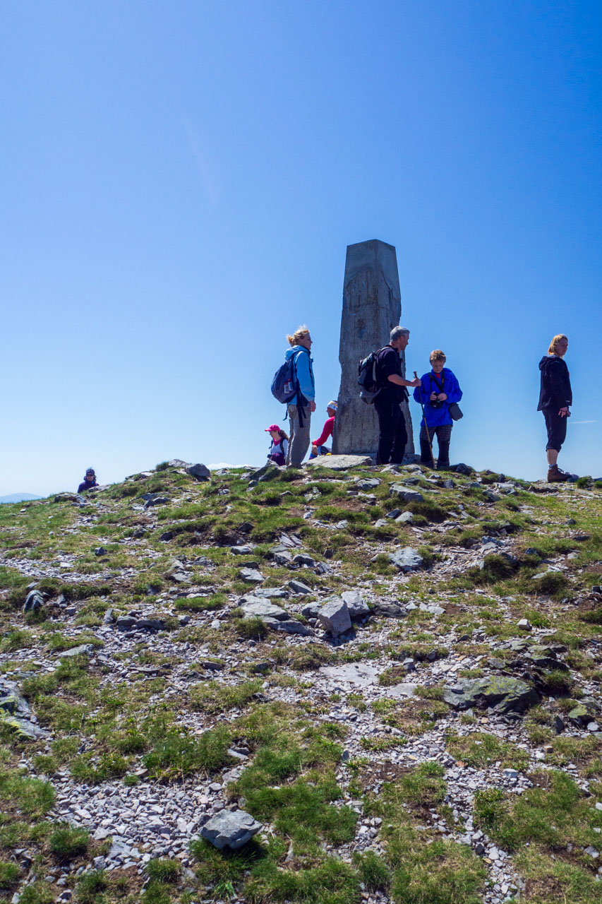 Veľký a Malý Kriváň z Chaty pod Chlebom (Malá Fatra)