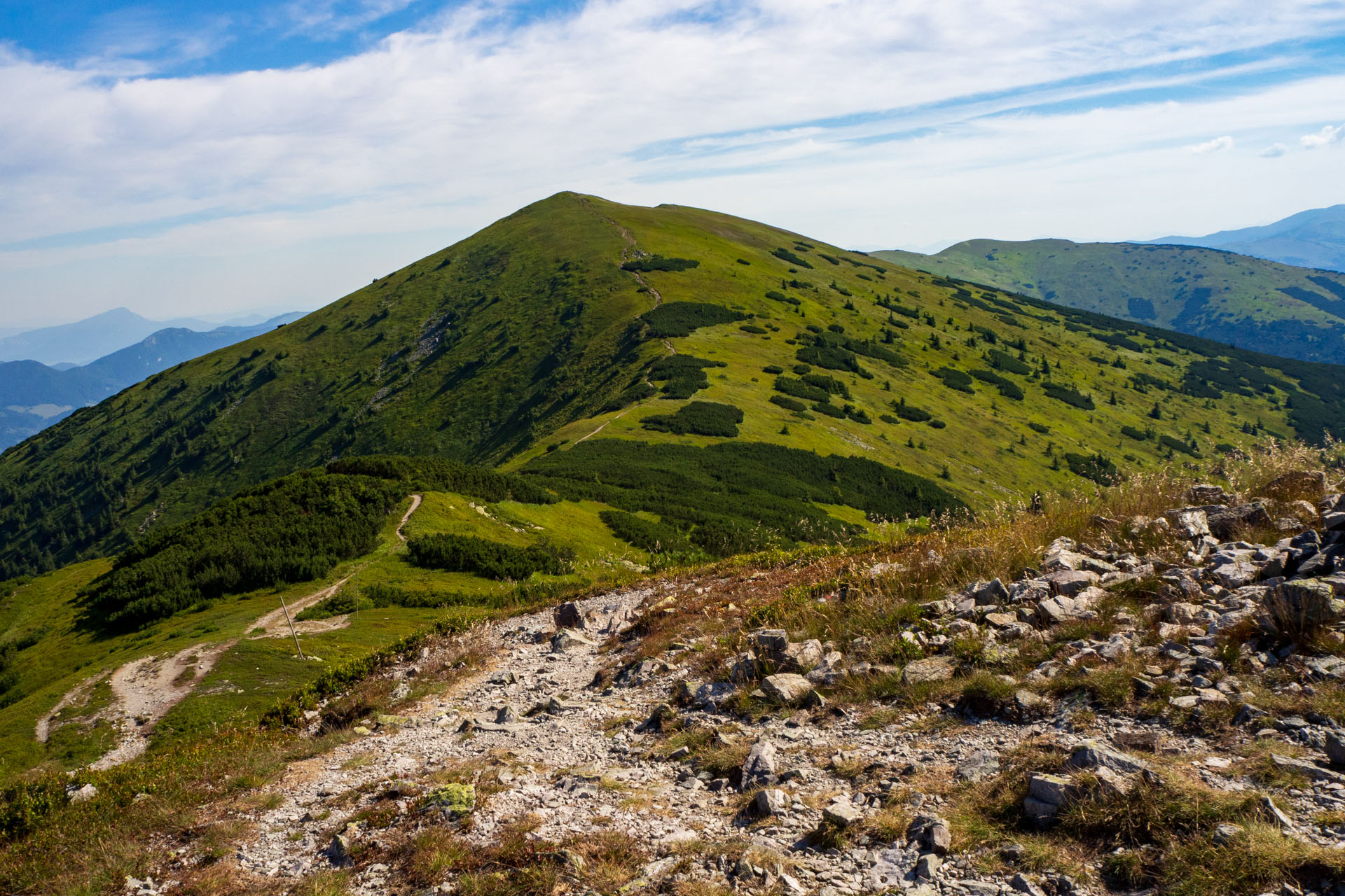 Z Hiadeľského sedla na Ďurkovú (Nízke Tatry)