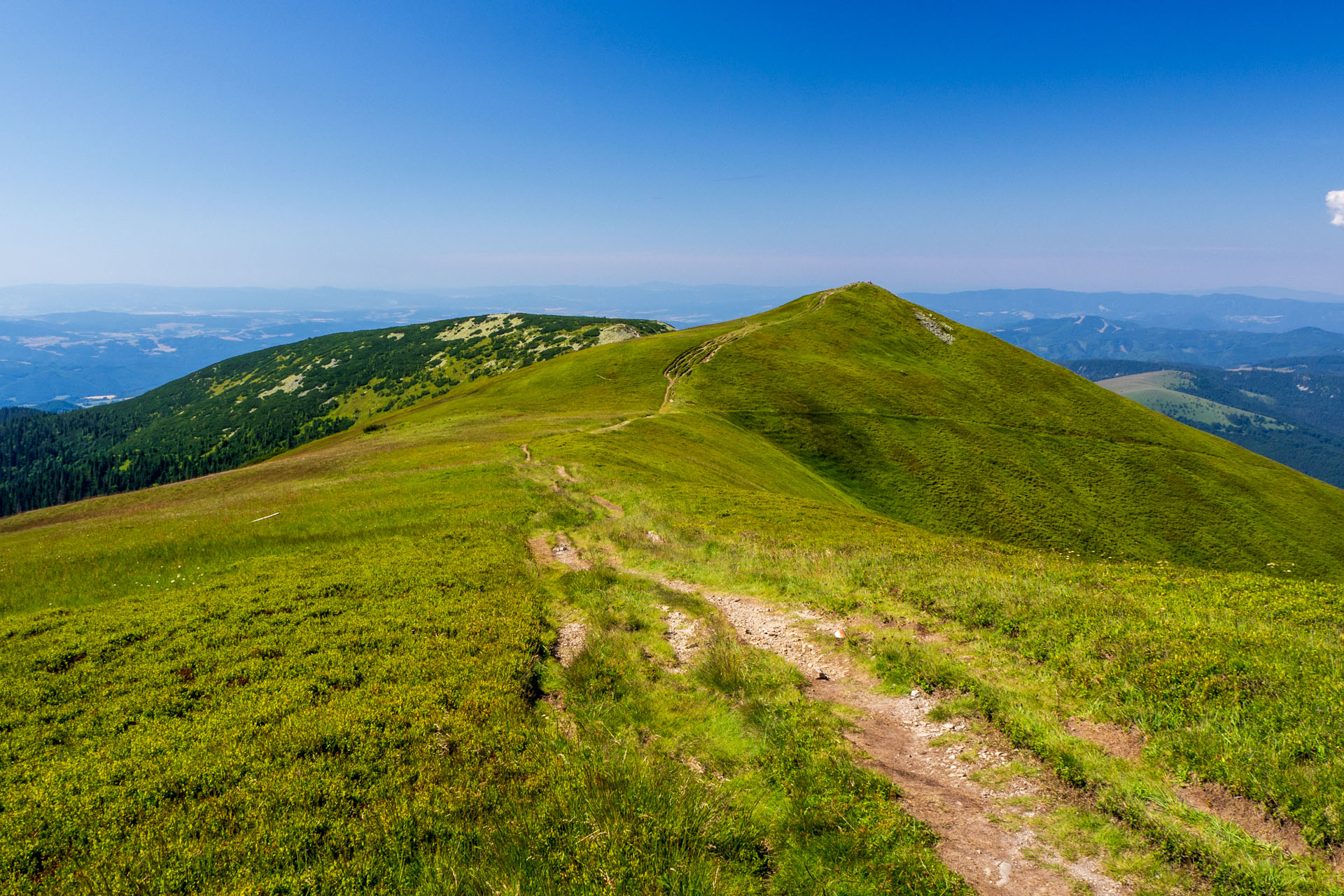 Z Hiadeľského sedla na Ďurkovú (Nízke Tatry)