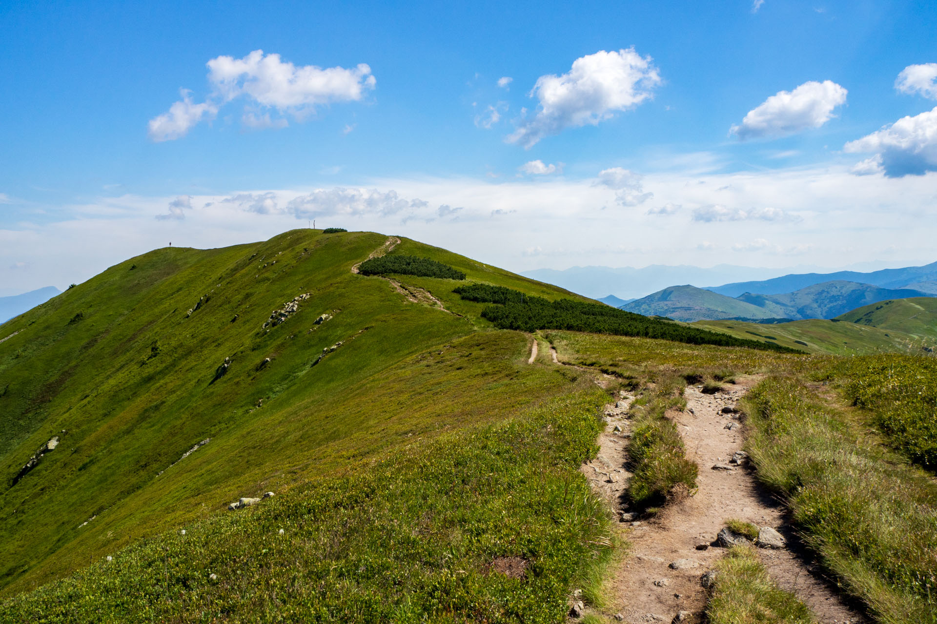 Z Hiadeľského sedla na Ďurkovú (Nízke Tatry)