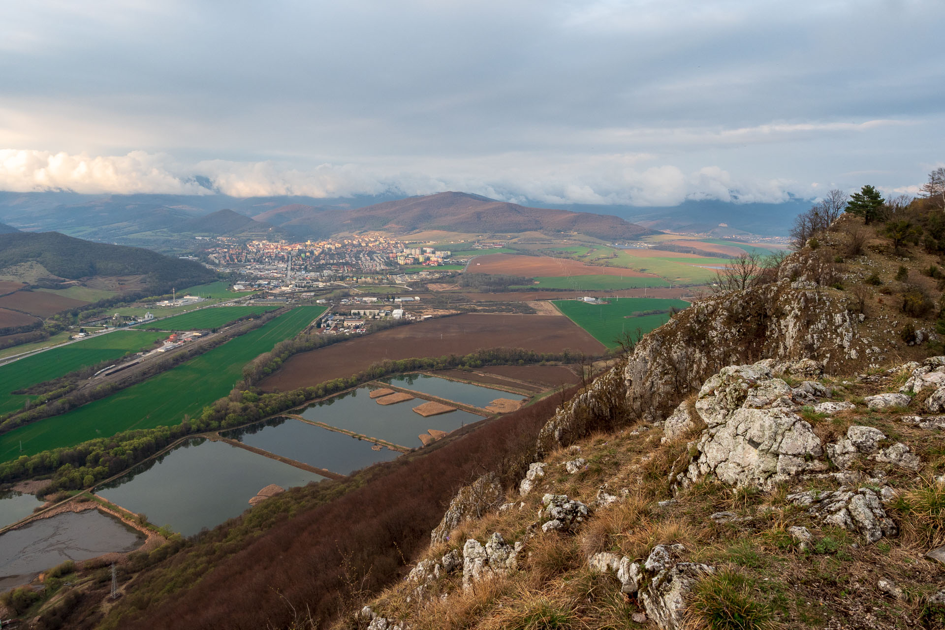 Brzotínska skala z Jovíc (Slovenský kras)