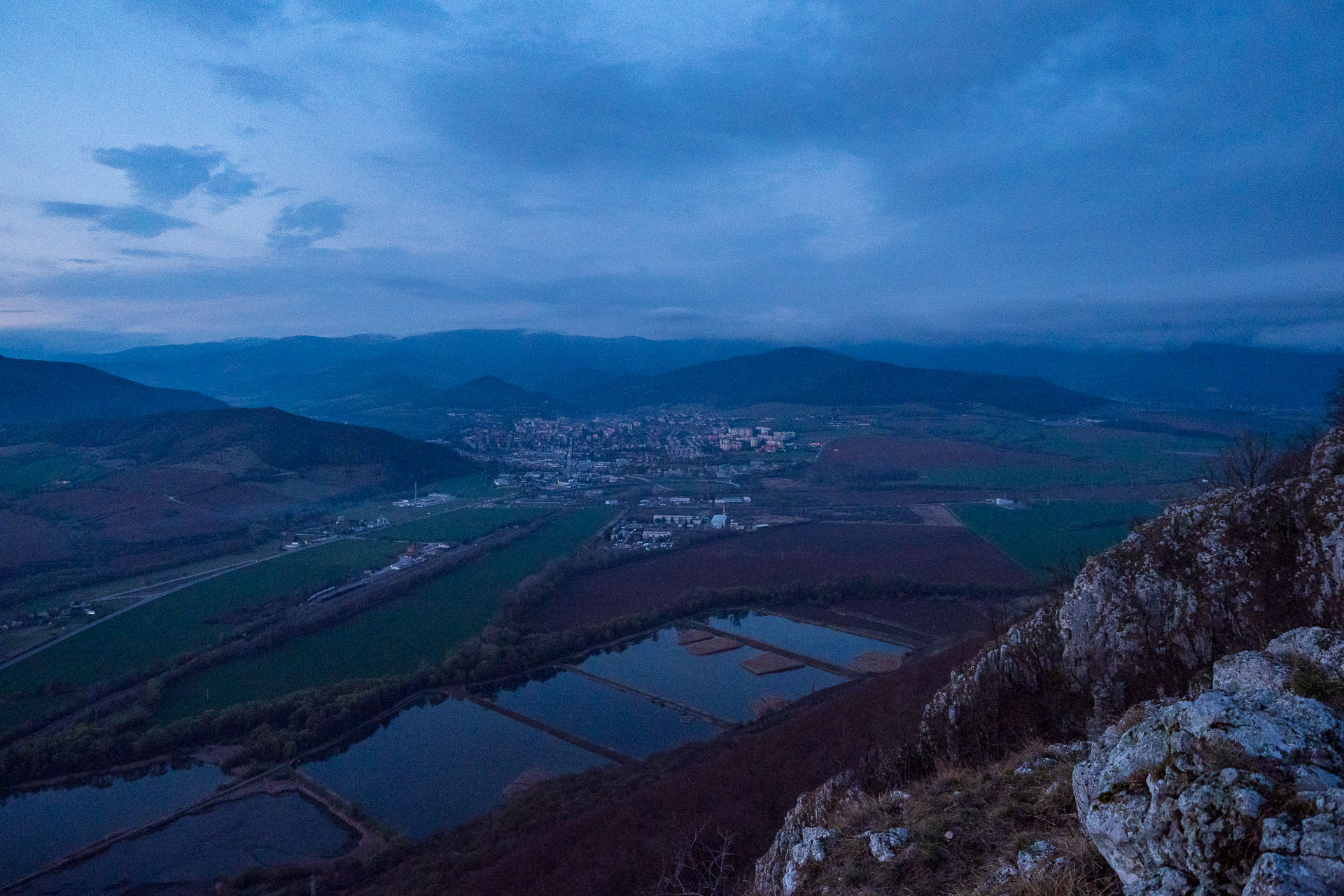 Brzotínska skala z Jovíc (Slovenský kras)