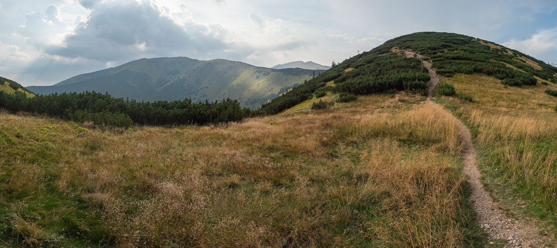 Chata M. R. Štefánika z Čertovice (Nízke Tatry)