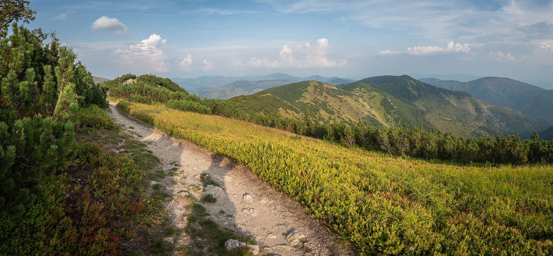 Chata M. R. Štefánika z Čertovice (Nízke Tatry)