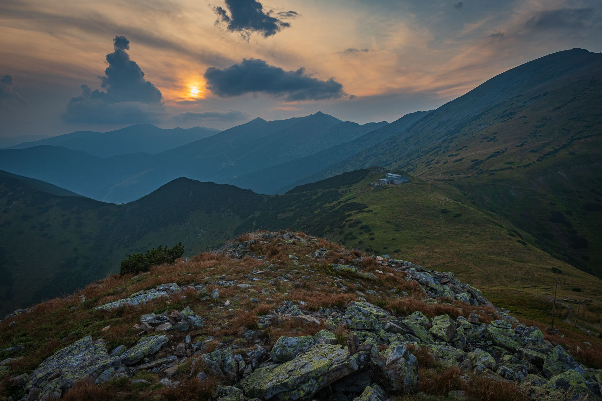 Chata M. R. Štefánika z Čertovice (Nízke Tatry)