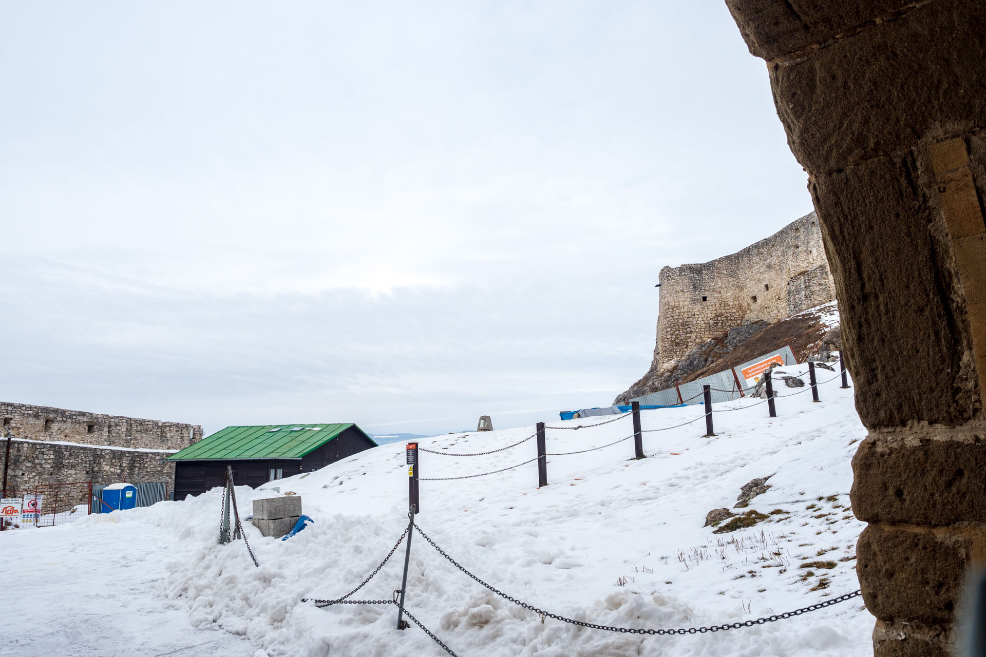 Dreveník a Spišský hrad zo Žehry (Levočské vrchy)