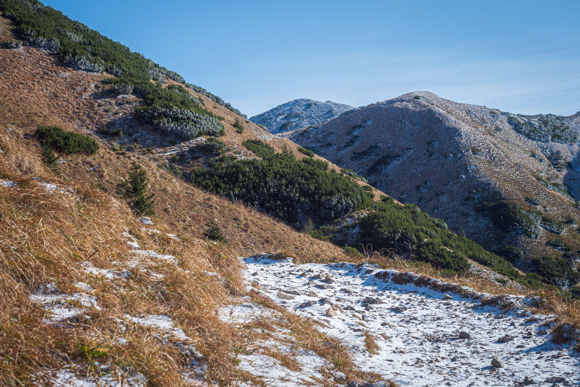 Kopské sedlo z Tatranskej Javoriny (Belianske Tatry)