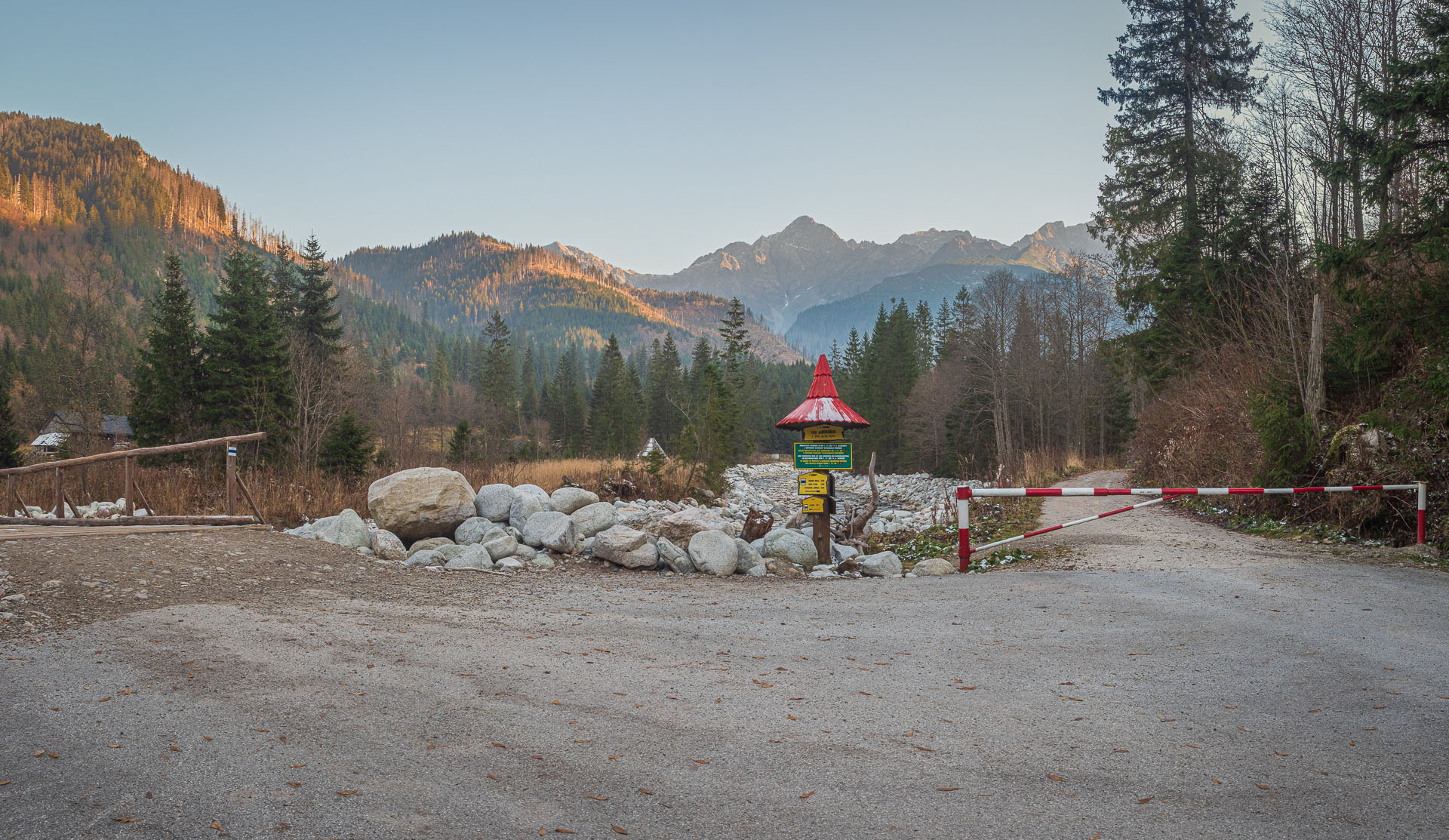 Kopské sedlo z Tatranskej Javoriny (Belianske Tatry)