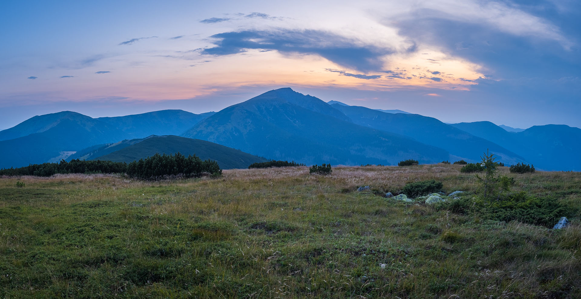 Rovná hoľa z Chaty gen. M. R. Štefánika (Nízke Tatry)