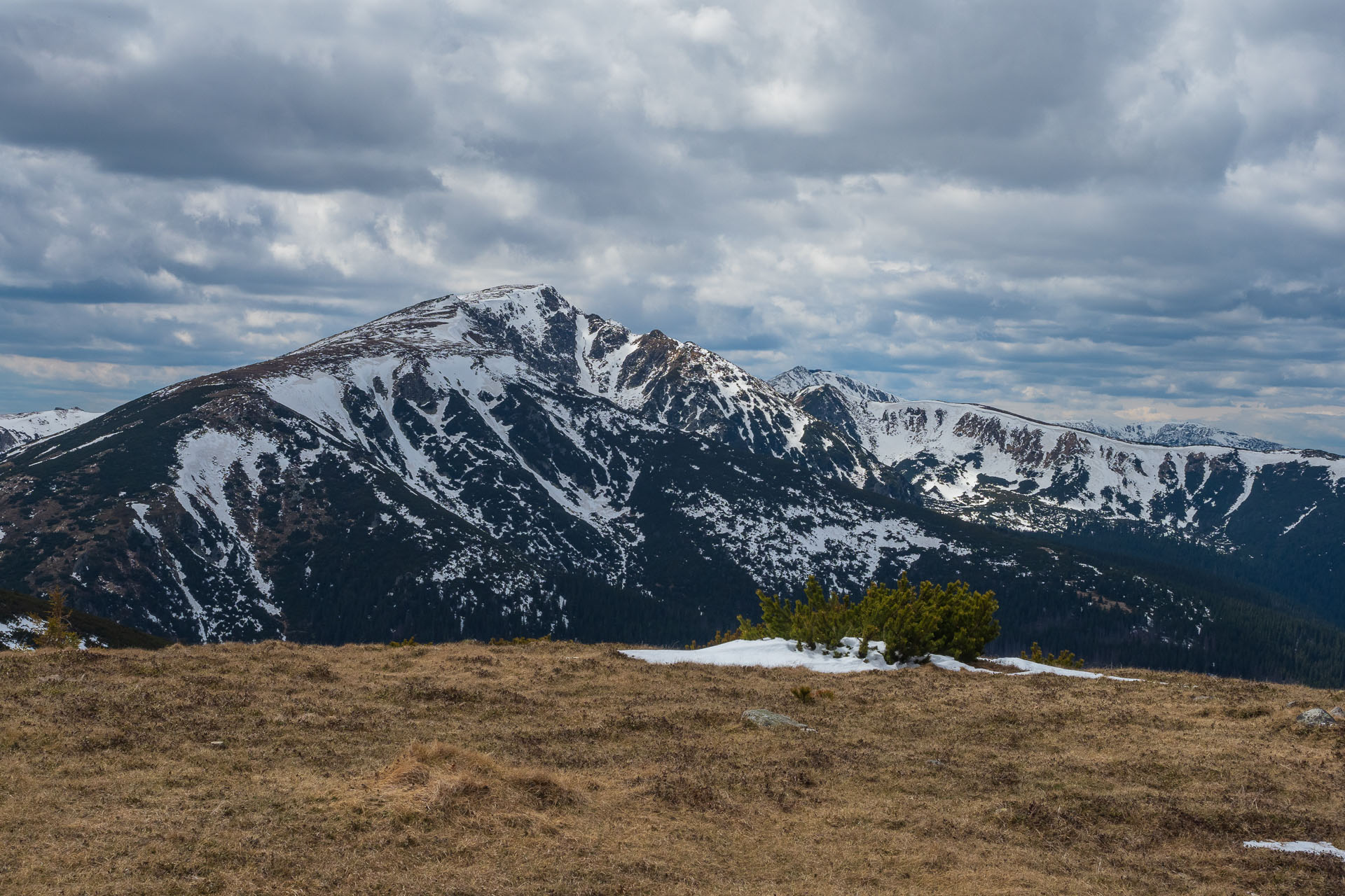 Rovná hoľa z Vyšnej Boce (Nízke Tatry)