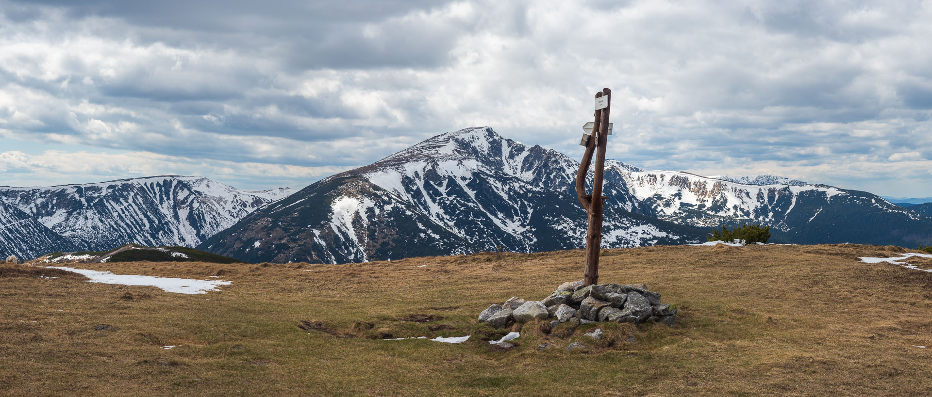 Rovná hoľa z Vyšnej Boce (Nízke Tatry)