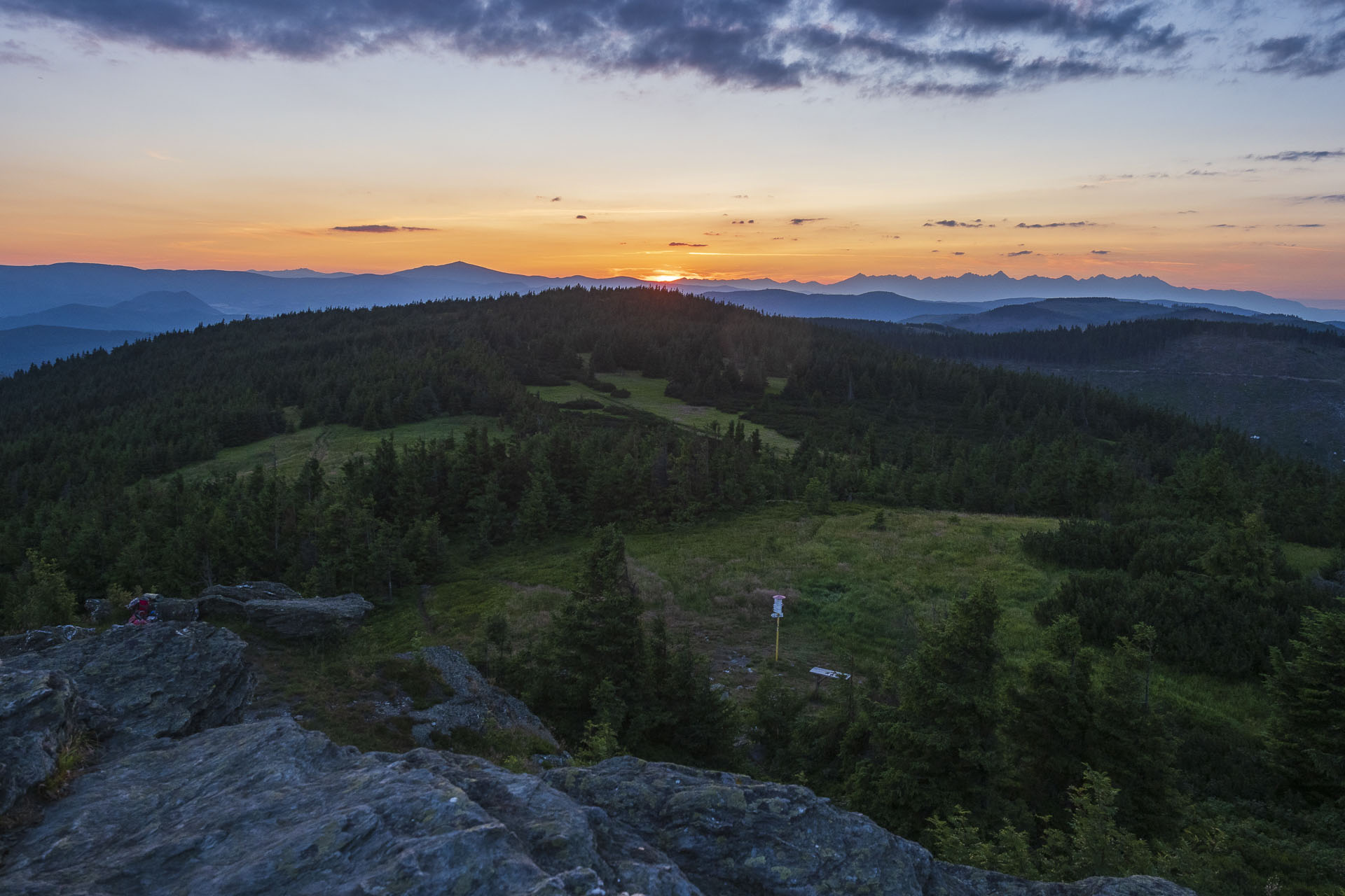 Skalisko z Henclovej (Volovské vrchy)