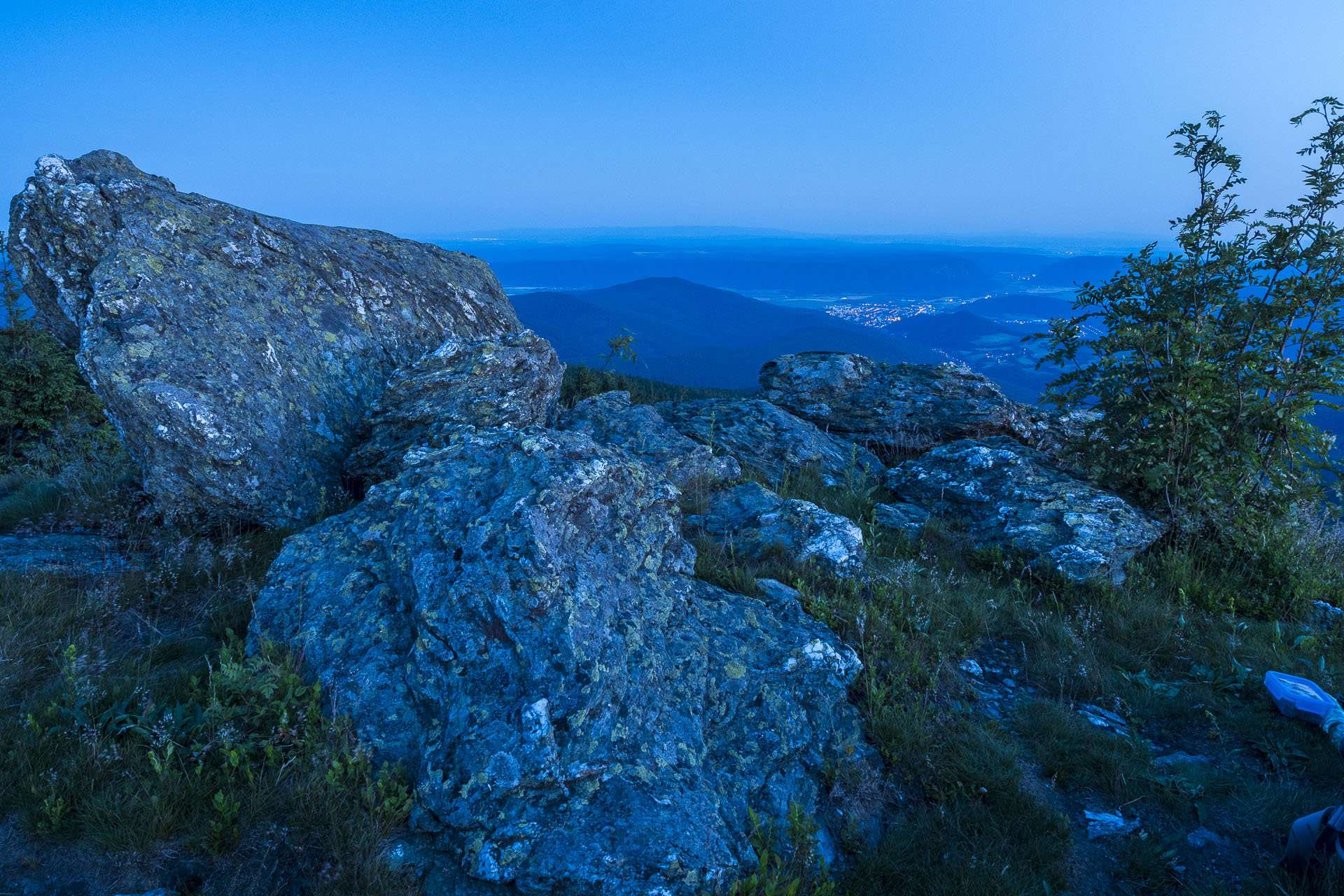 Skalisko z Henclovej (Volovské vrchy)