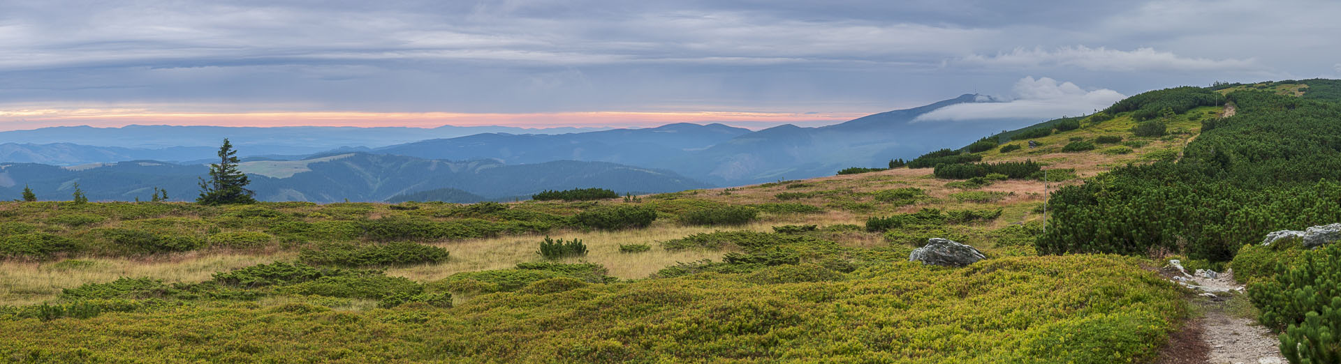 Veľká Vápenica z Heľpy (Nízke Tatry)