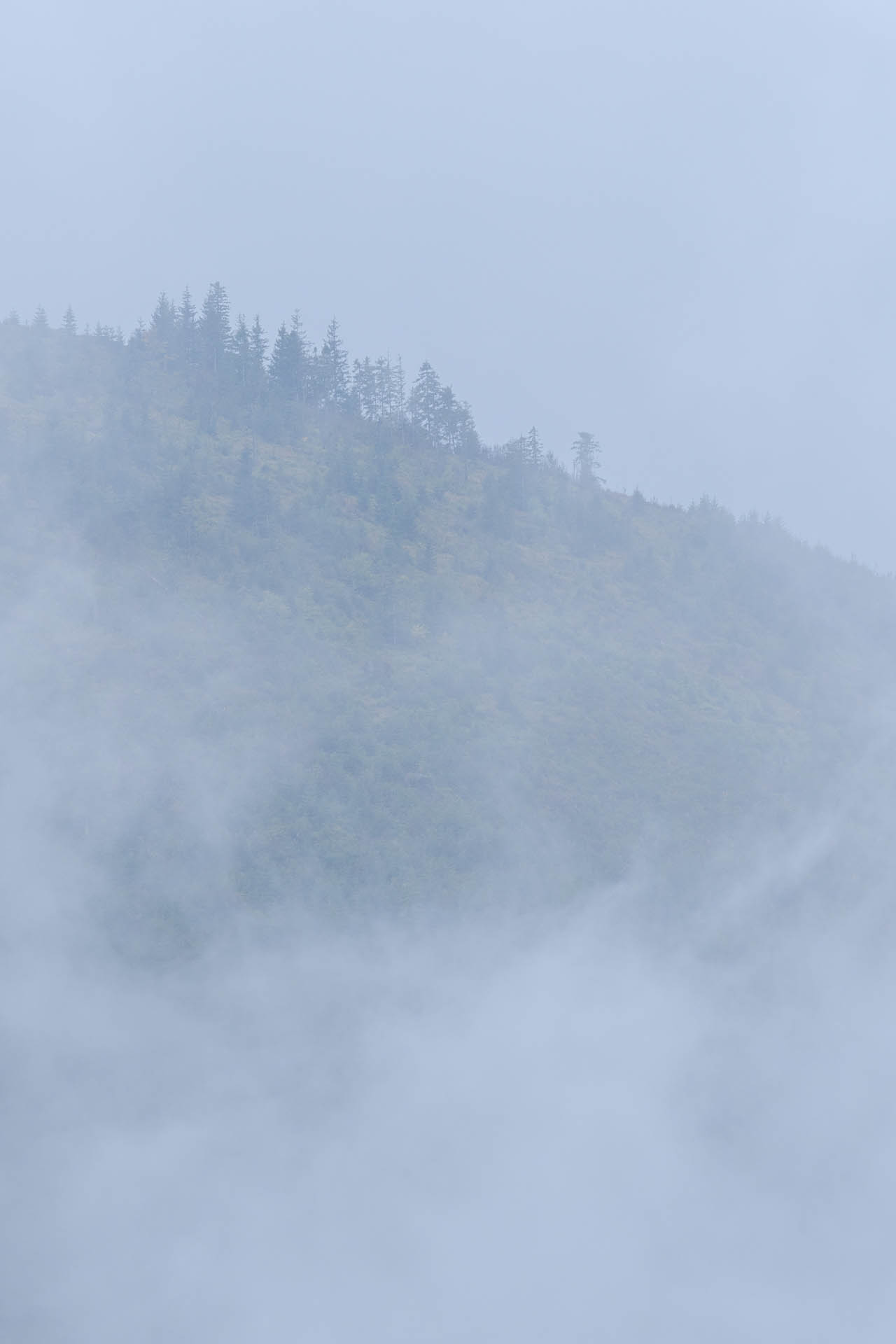 Beňuška a útulňa Barborka z Čertovice (Nízke Tatry)