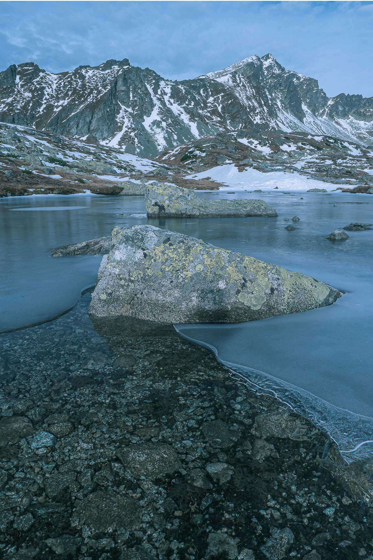 Kôprovský štít od Štrbského plesa (Vysoké Tatry)