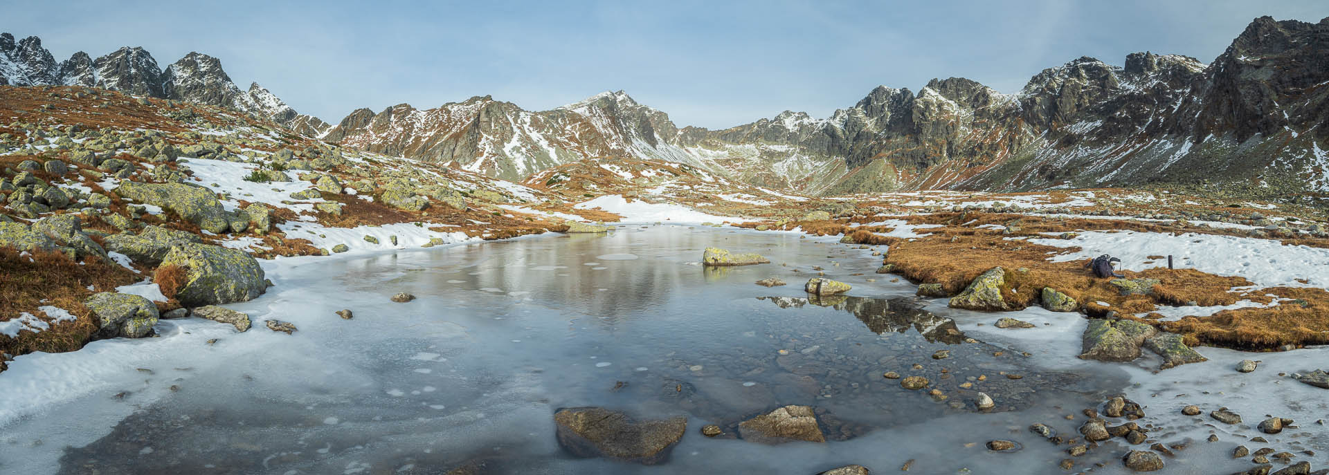 Kôprovský štít od Štrbského plesa (Vysoké Tatry)