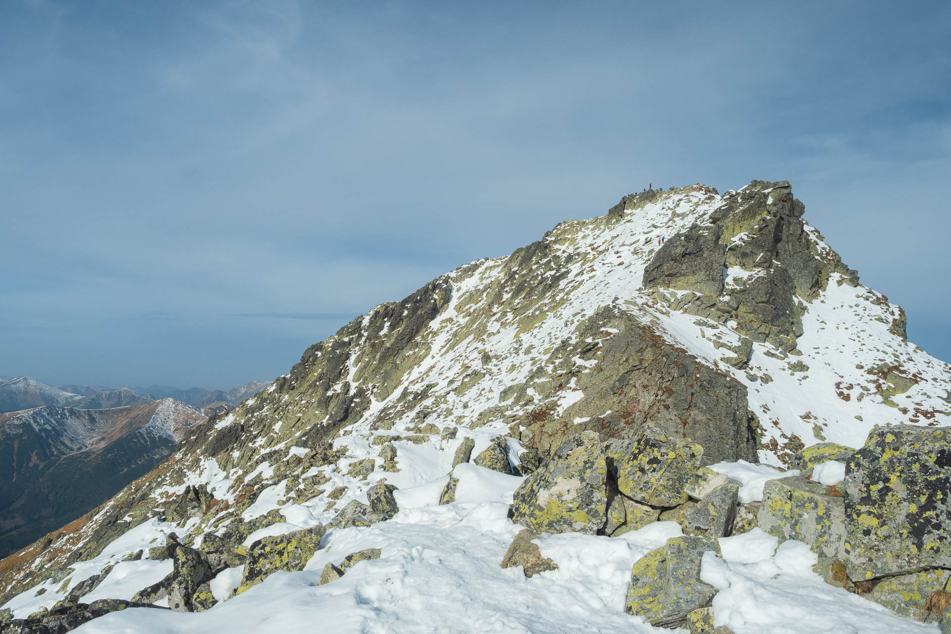 Kôprovský štít od Štrbského plesa (Vysoké Tatry)