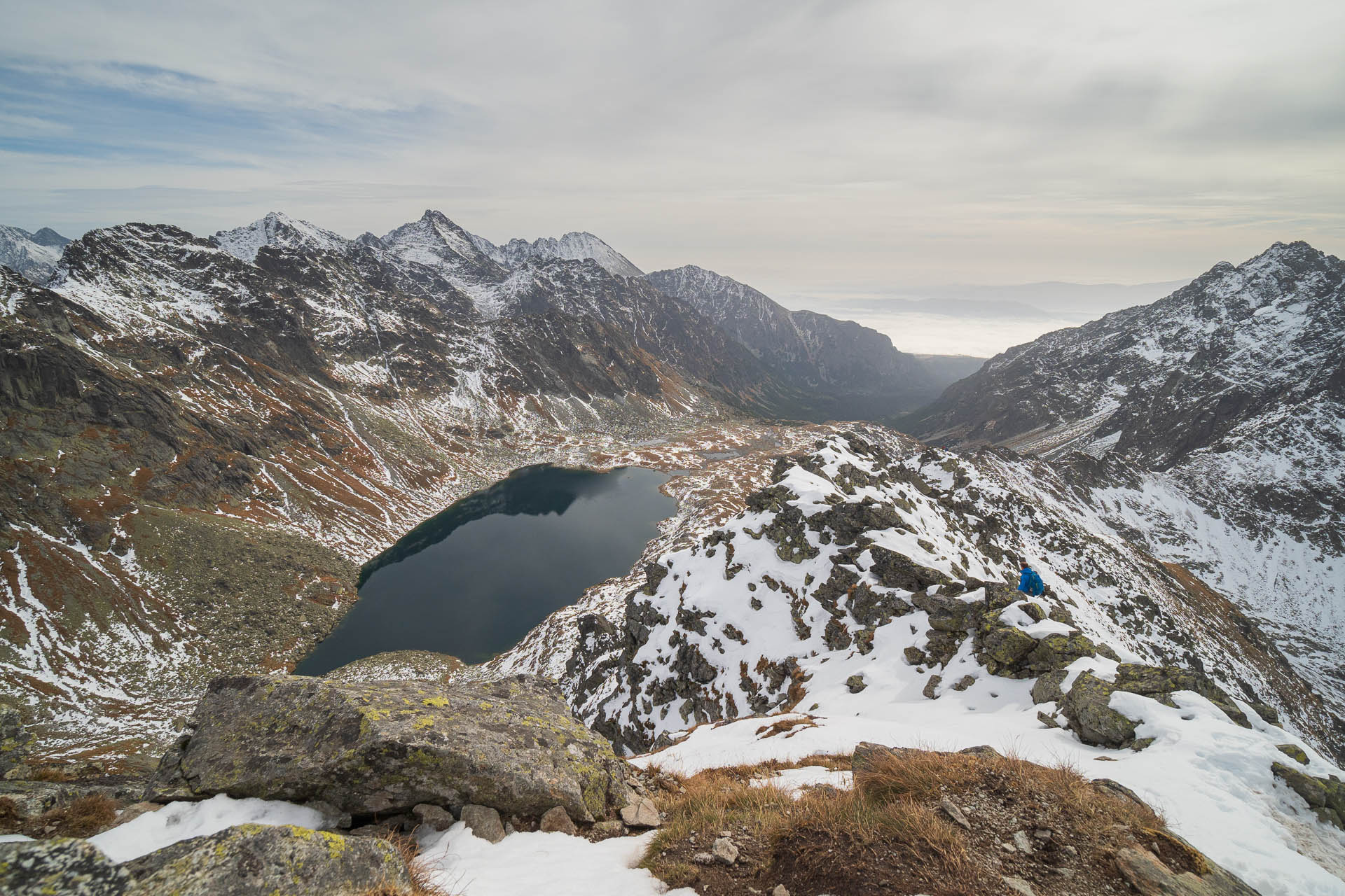 Kôprovský štít od Štrbského plesa (Vysoké Tatry)