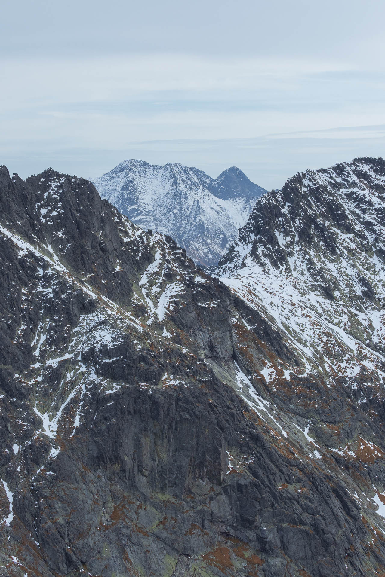 Kôprovský štít od Štrbského plesa (Vysoké Tatry)