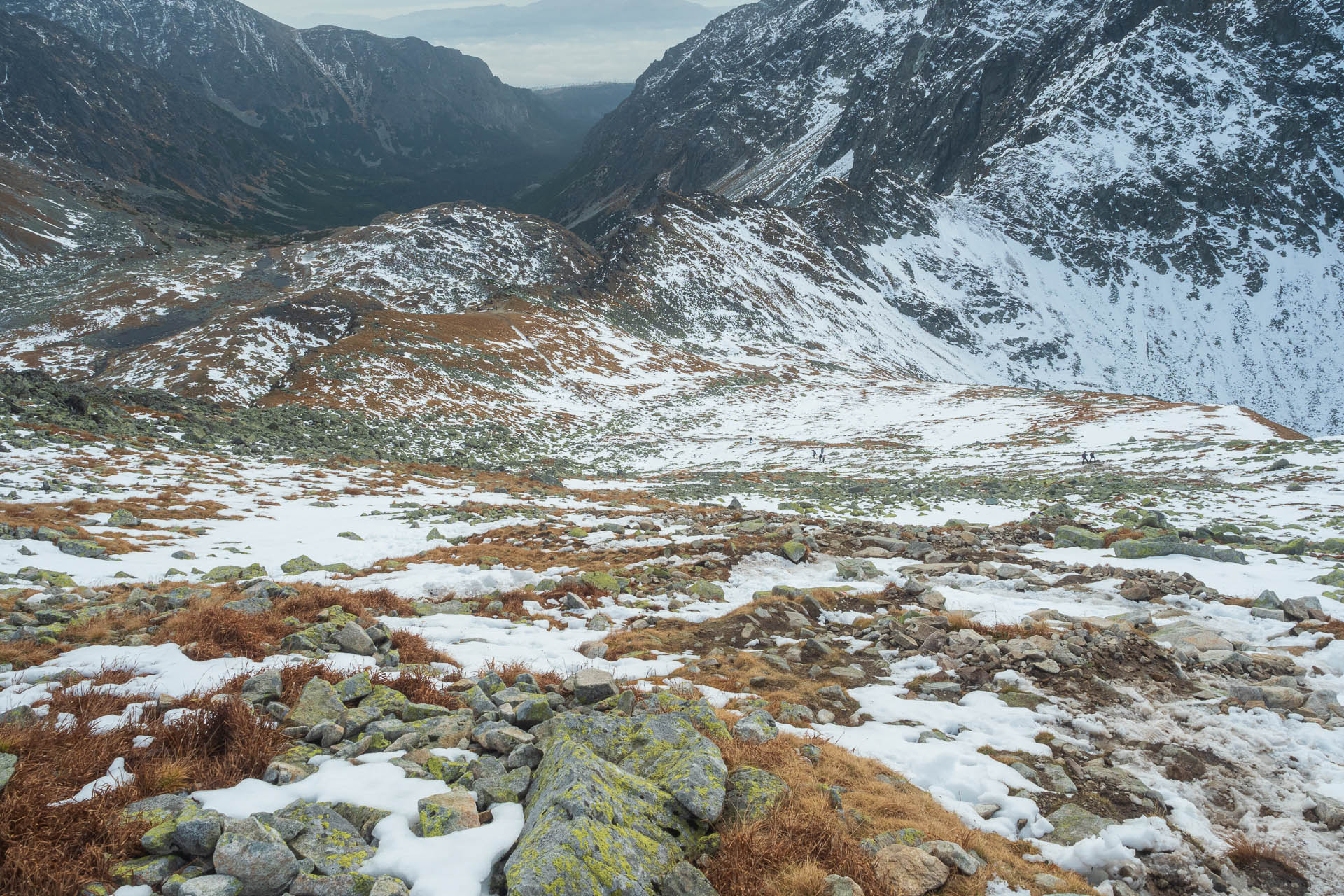 Kôprovský štít od Štrbského plesa (Vysoké Tatry)