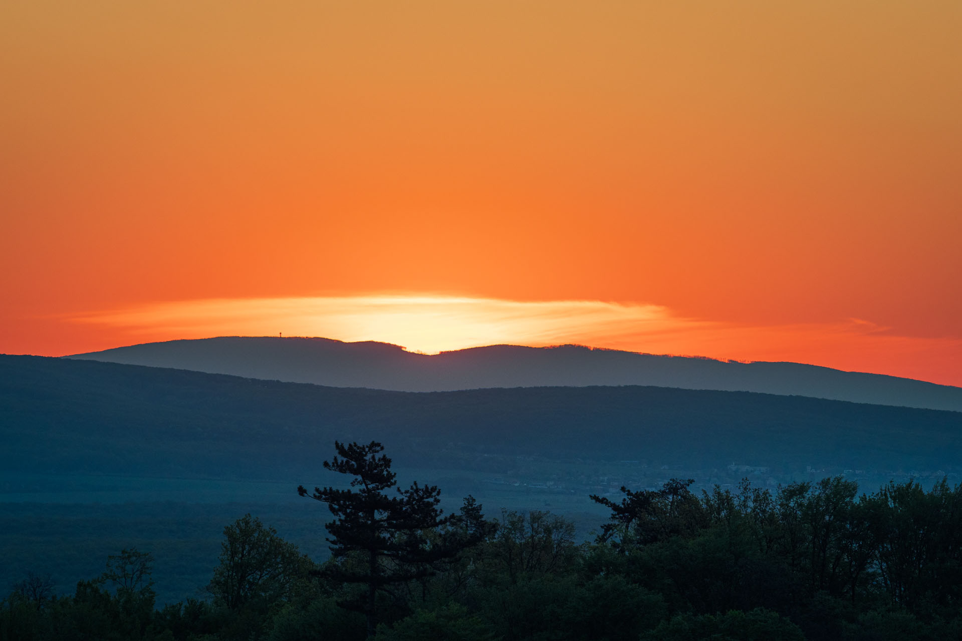 Miglinc a Ladislavova vyvieračka z Hája (Slovenský kras)