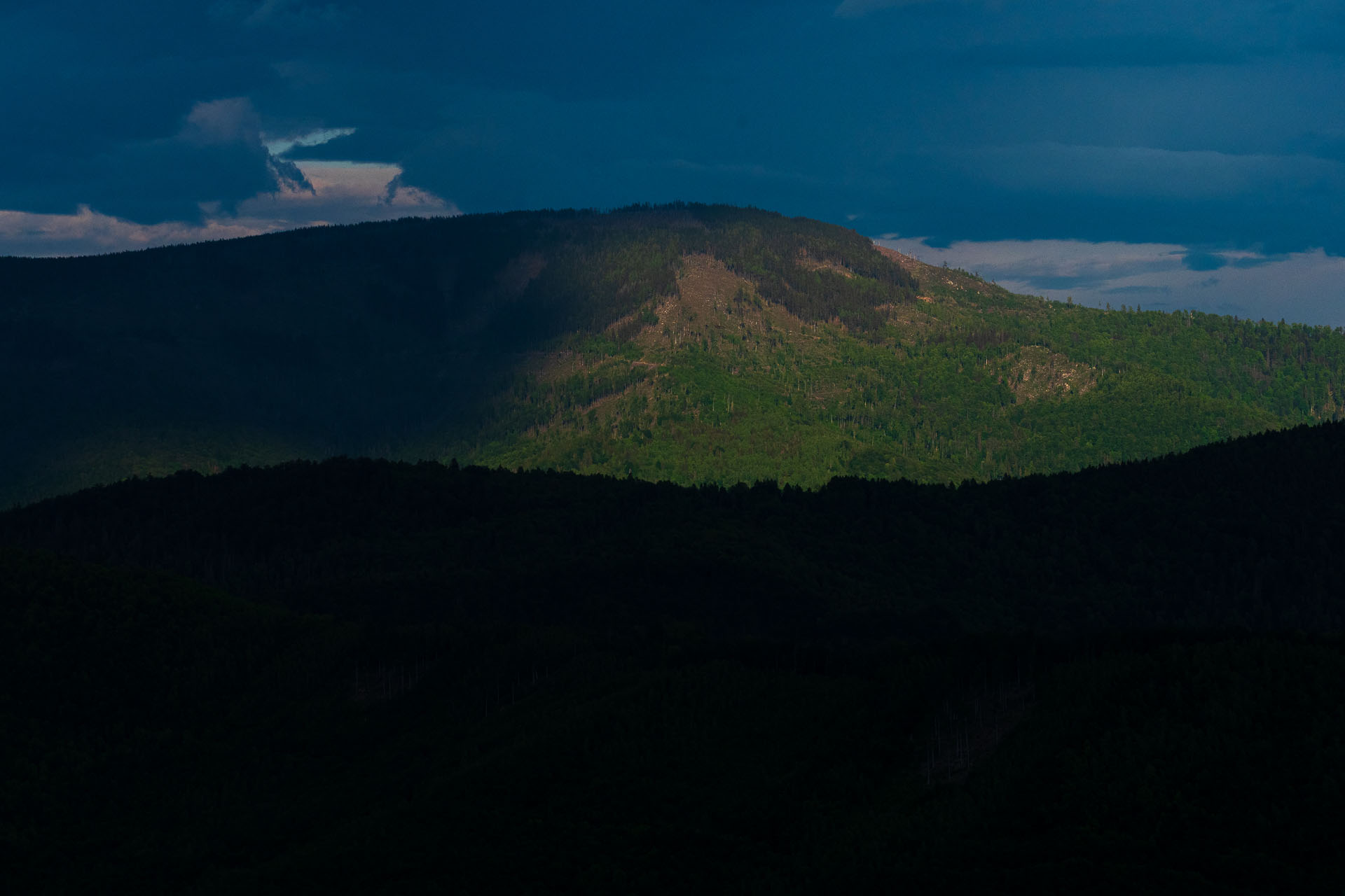 Muránsky hrad z Nižnej Kľakovej (Muránska planina)