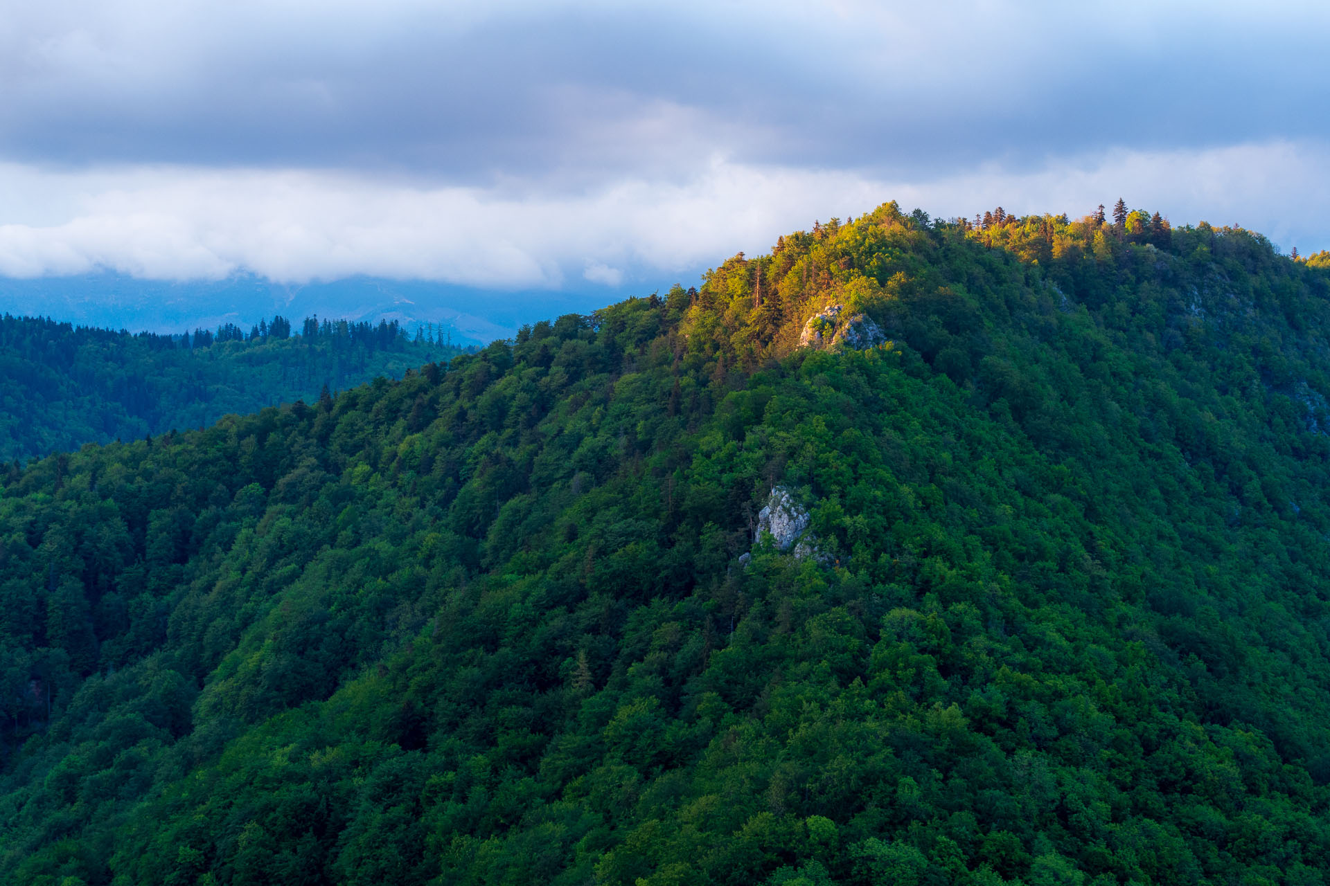 Muránsky hrad z Nižnej Kľakovej (Muránska planina)