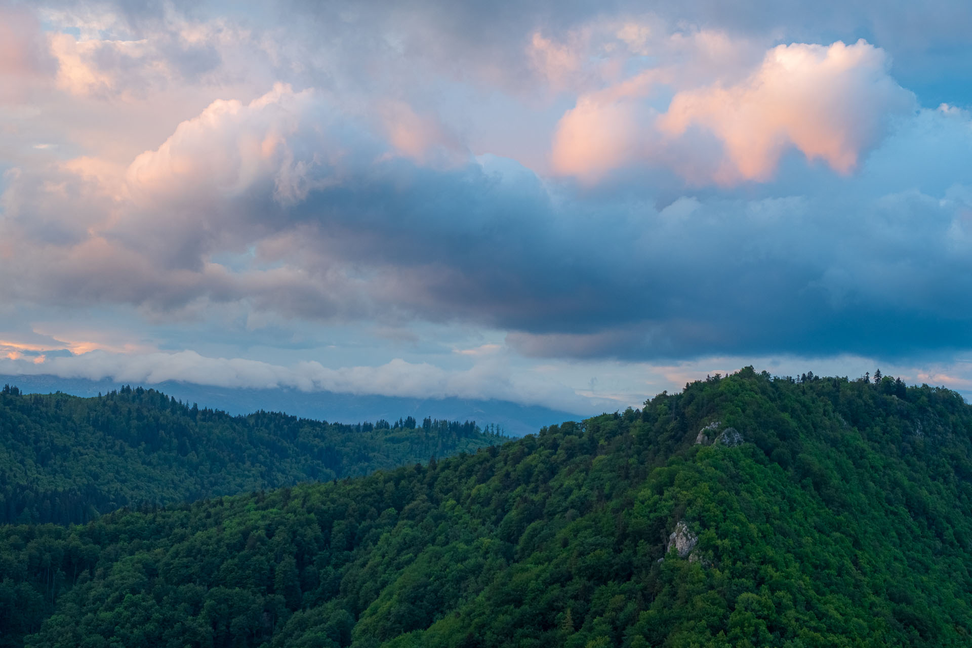 Muránsky hrad z Nižnej Kľakovej (Muránska planina)