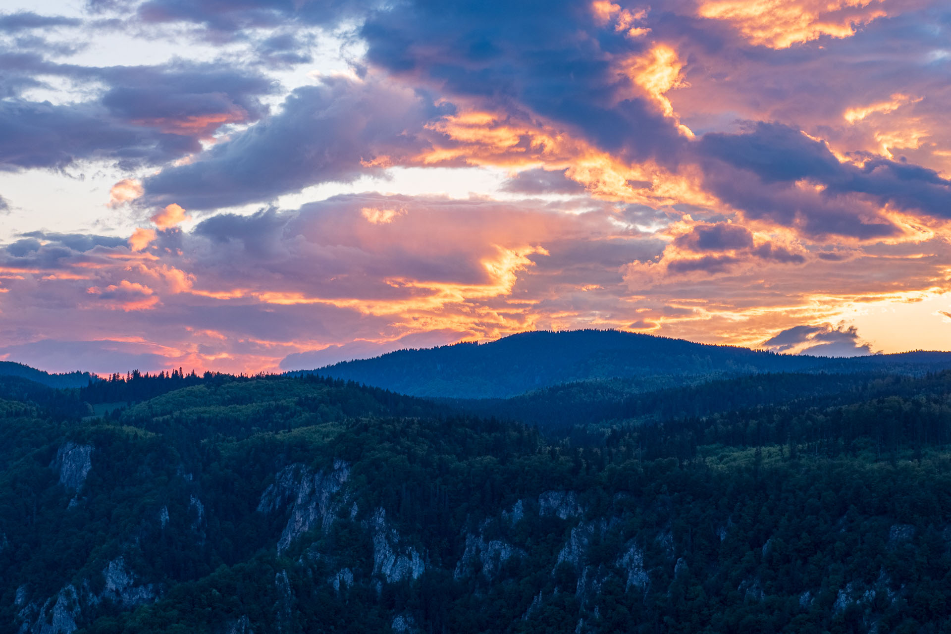 Muránsky hrad z Nižnej Kľakovej (Muránska planina)