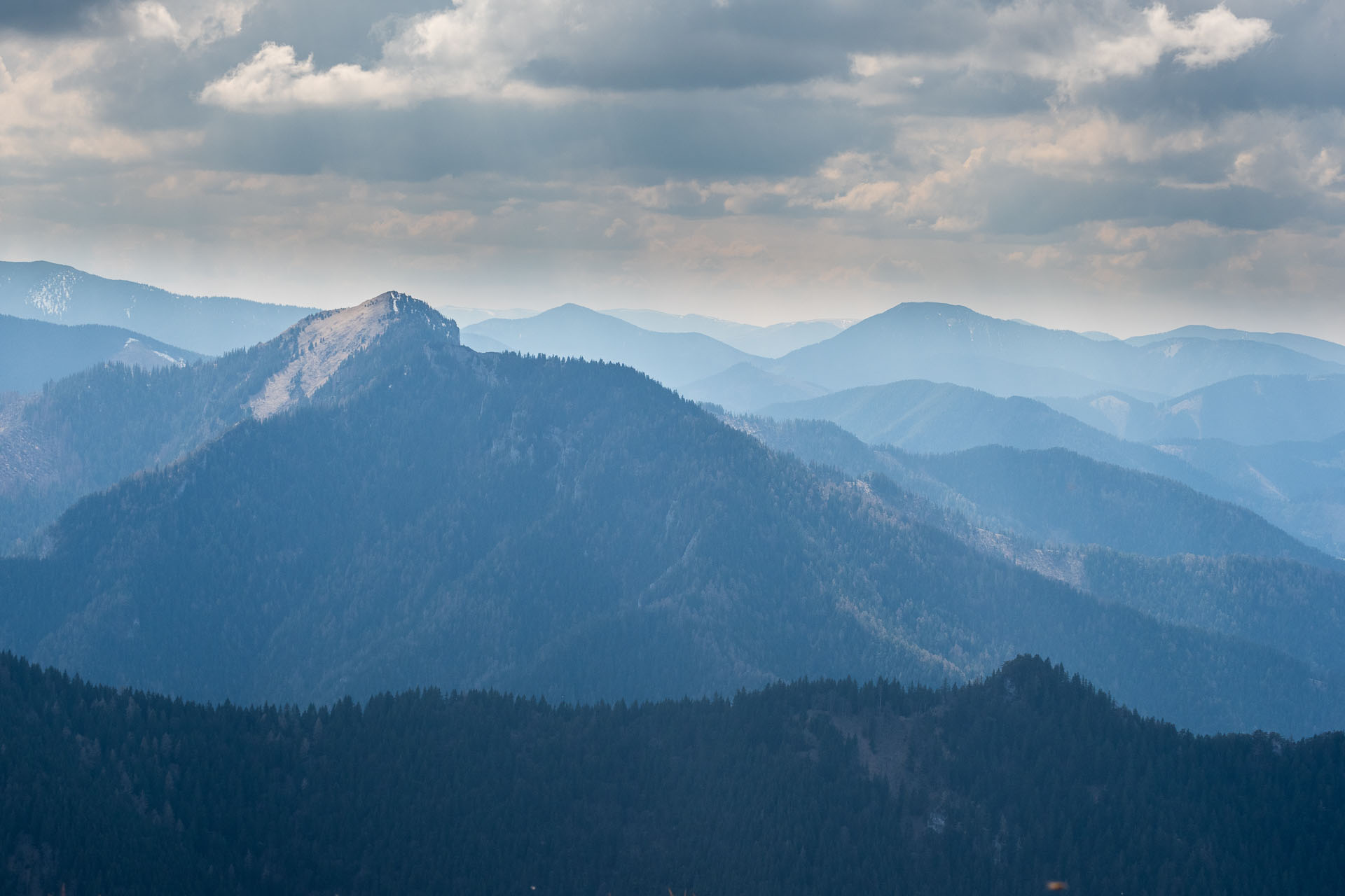 Poludnica z Iľanova (Nízke Tatry)