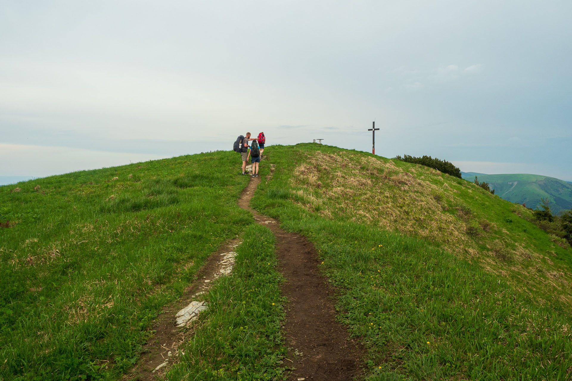 Rakytov od vojenskej zotavovne Granit Smrekovica (Veľká Fatra)