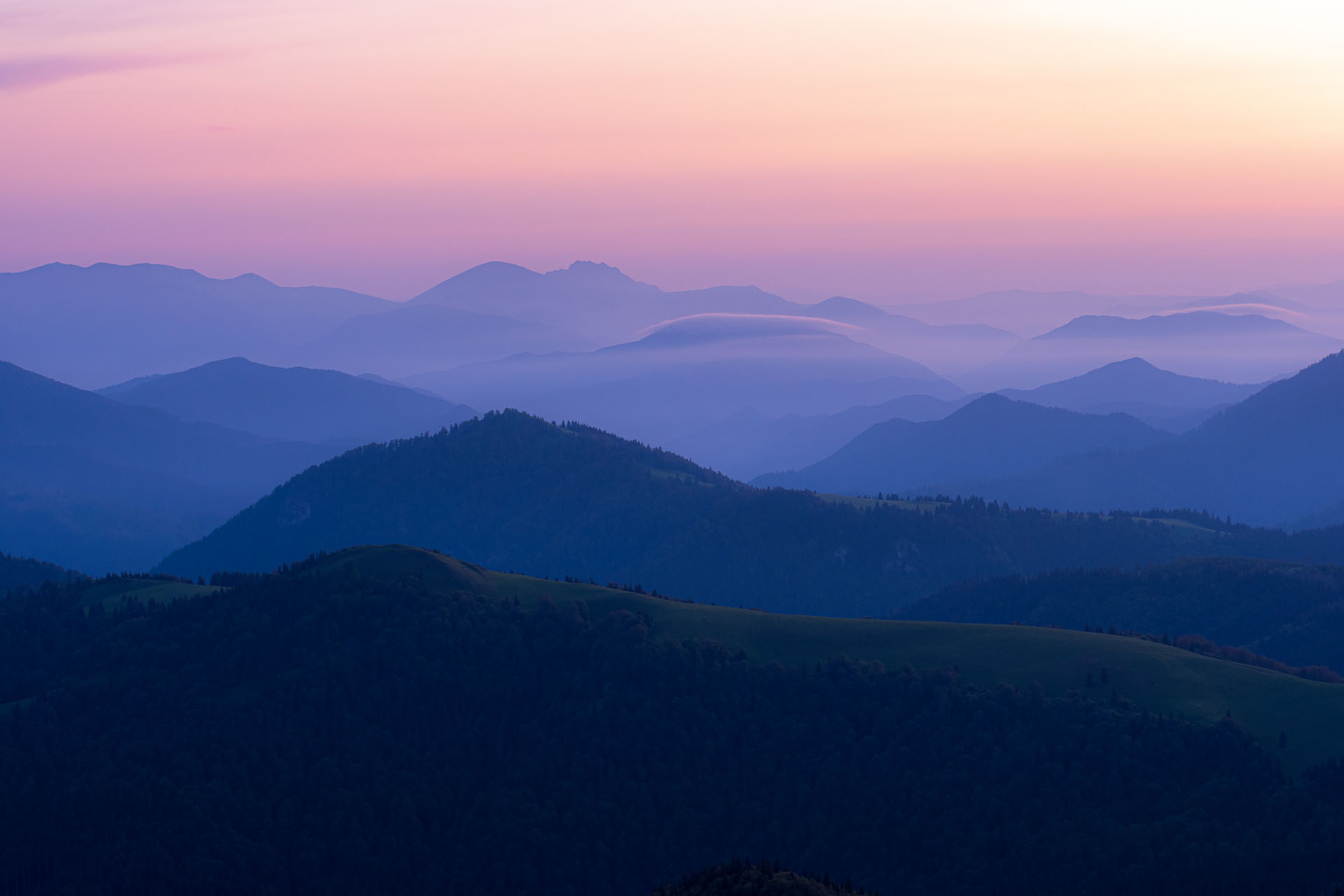 Rakytov od vojenskej zotavovne Granit Smrekovica (Veľká Fatra)