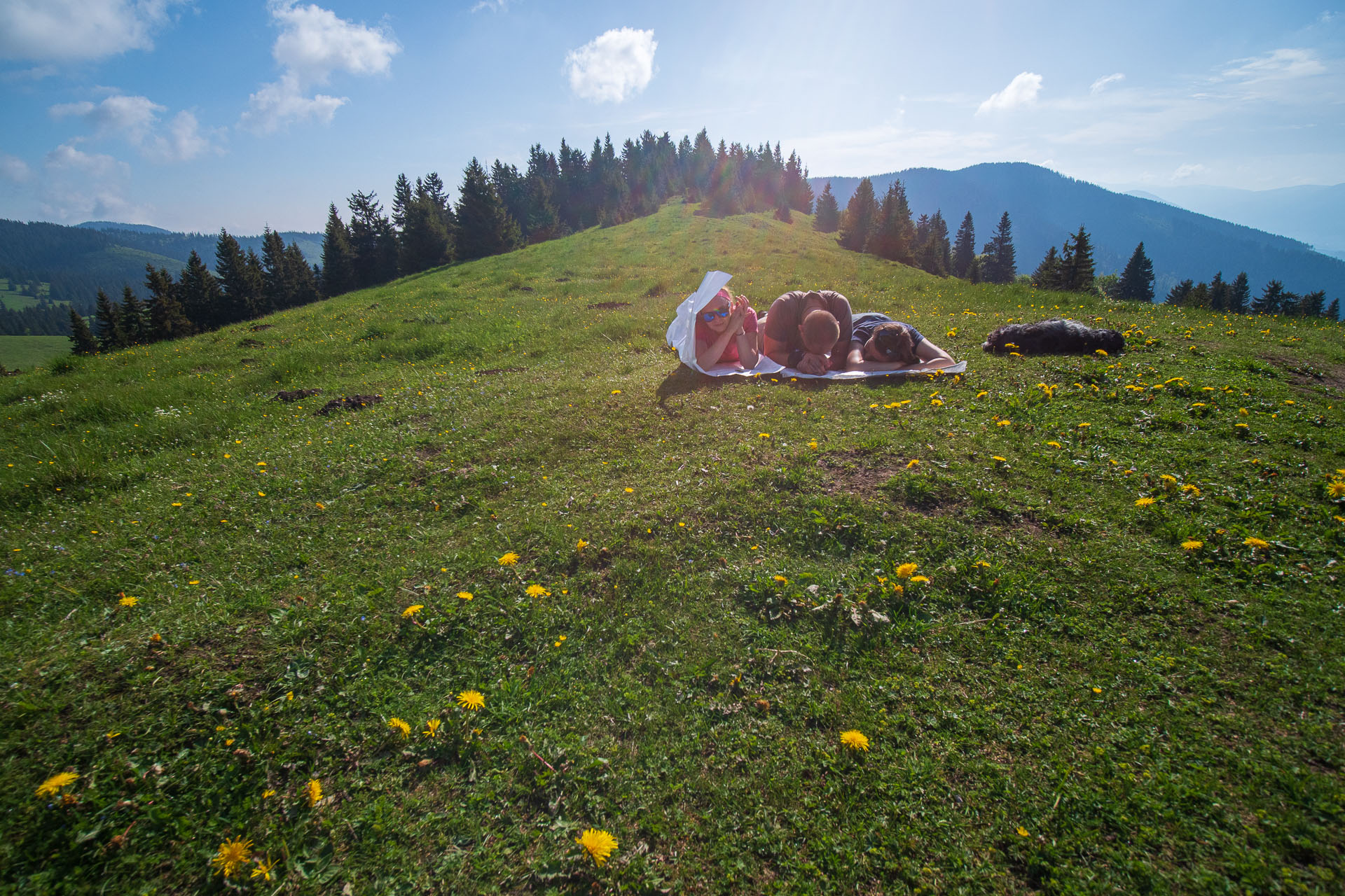 Rakytov od vojenskej zotavovne Granit Smrekovica (Veľká Fatra)