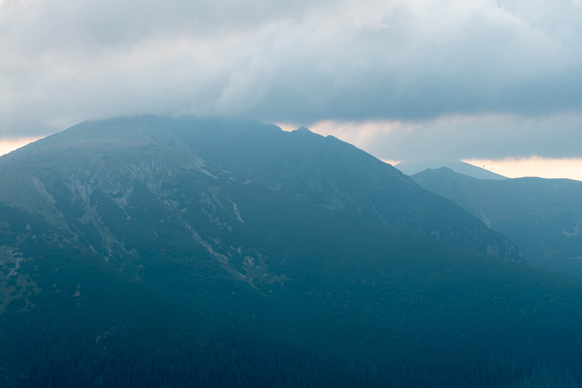 Rovná hoľa z Vyšnej Boce (Nízke Tatry)