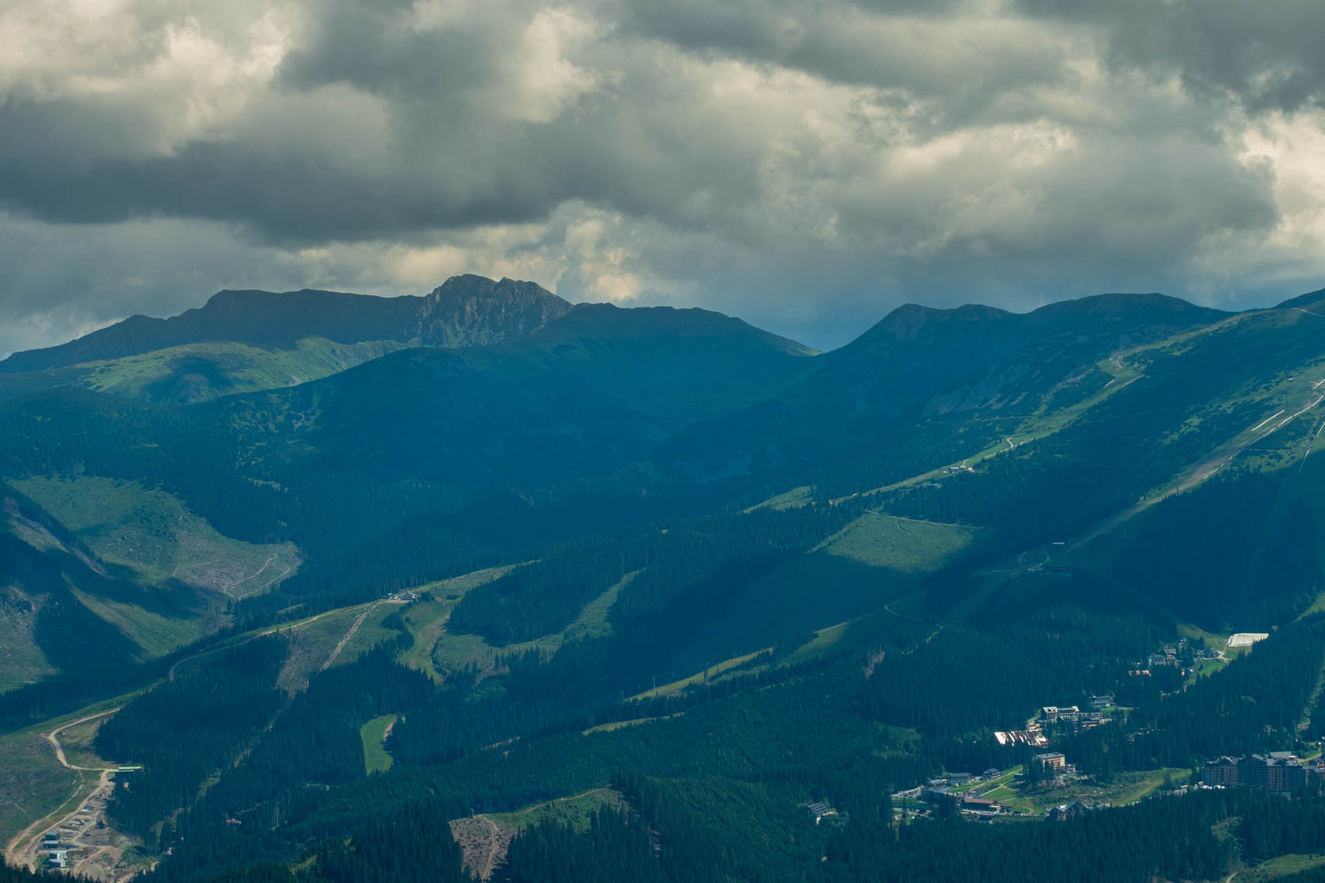 Siná od Demänovskej jaskyne slobody (Nízke Tatry)