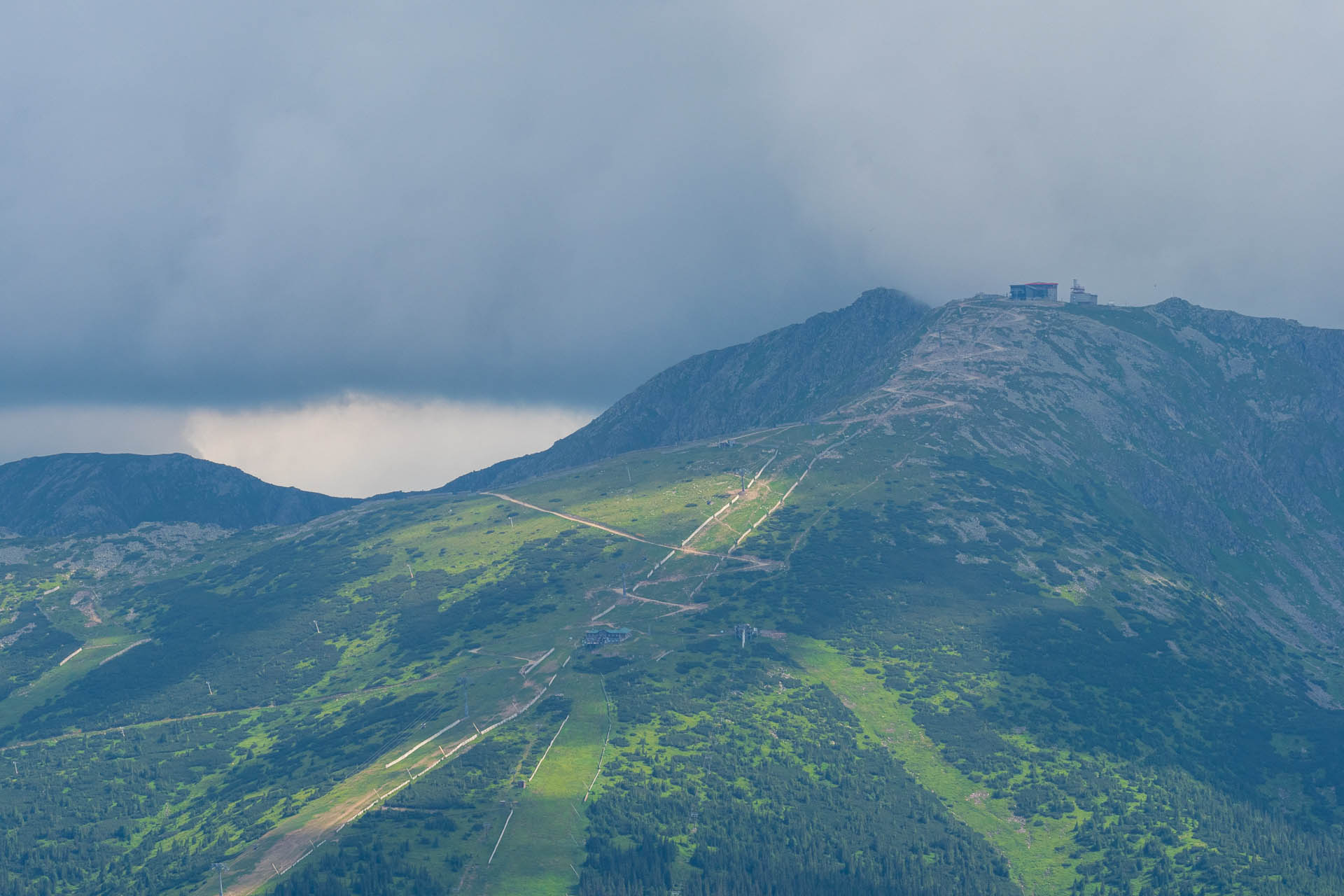 Siná od Demänovskej jaskyne slobody (Nízke Tatry)